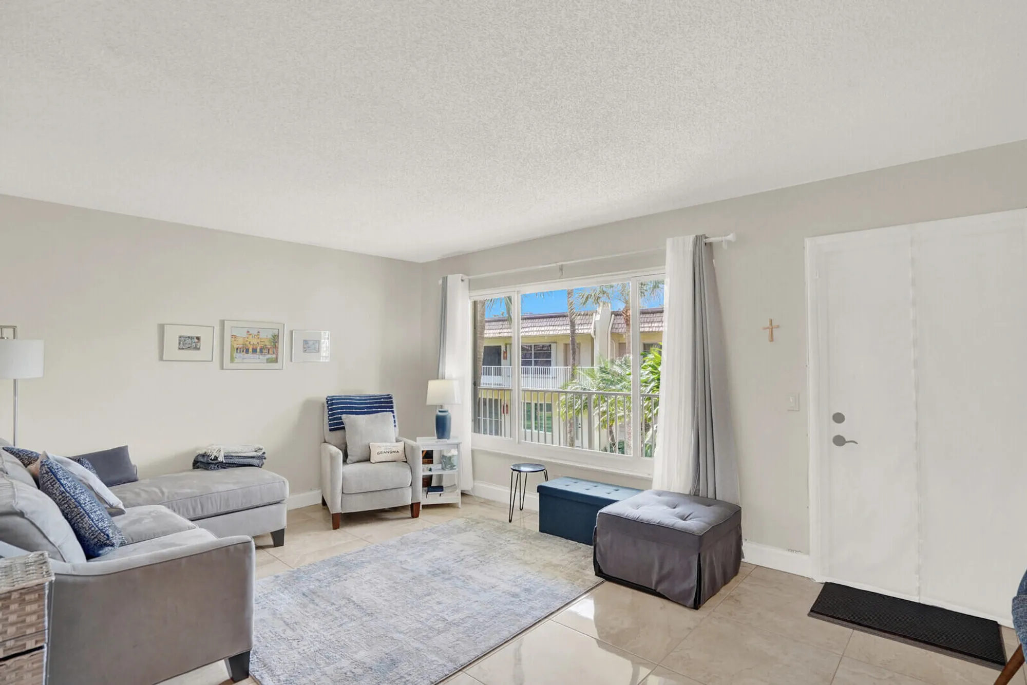 Property Slideshow image 6 of 29 | 632 snug harbor dr d14, Boynton Beach, FL, 33435