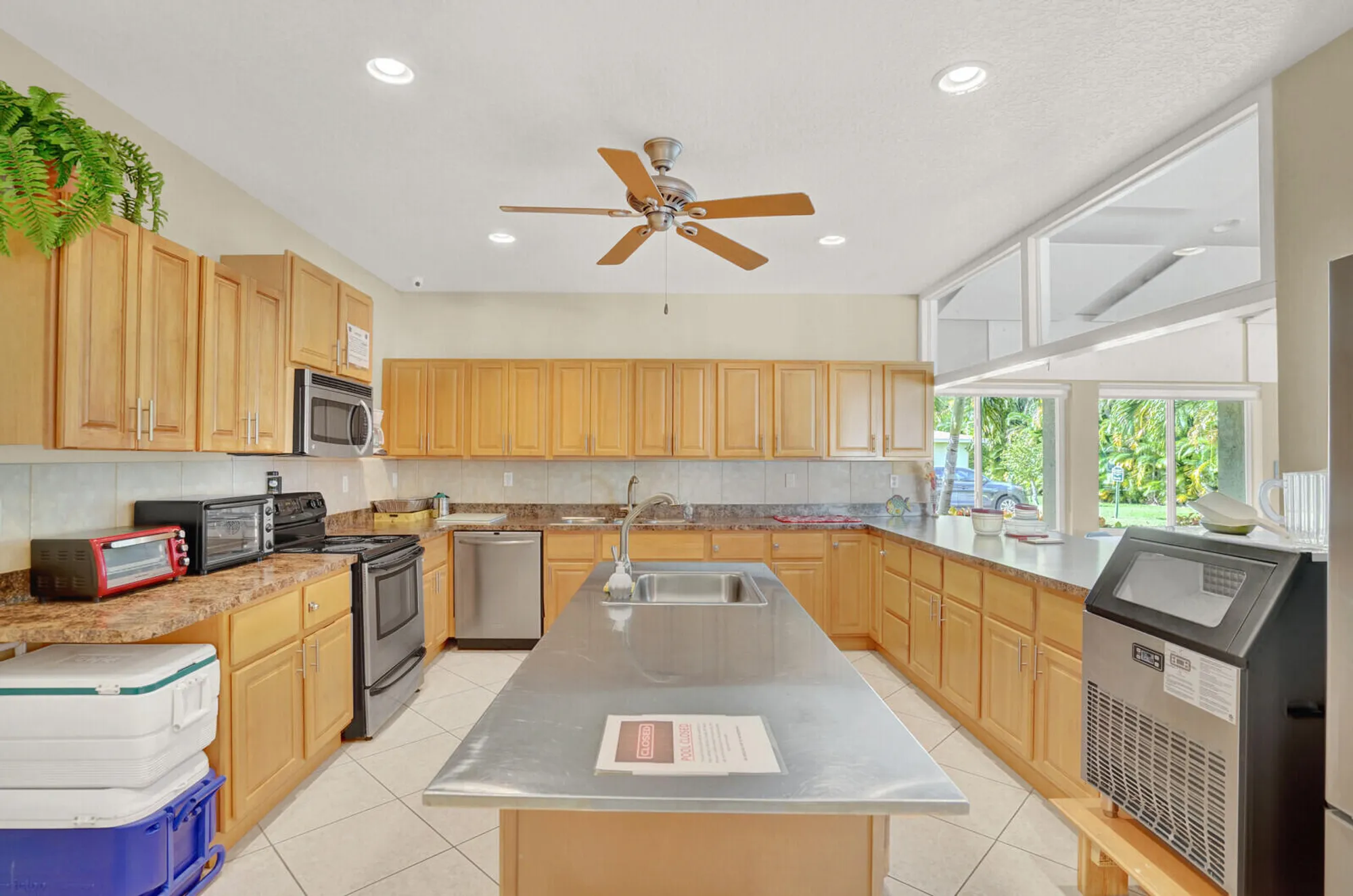 Property Slideshow image 22 of 29 | 632 snug harbor dr d14, Boynton Beach, FL, 33435