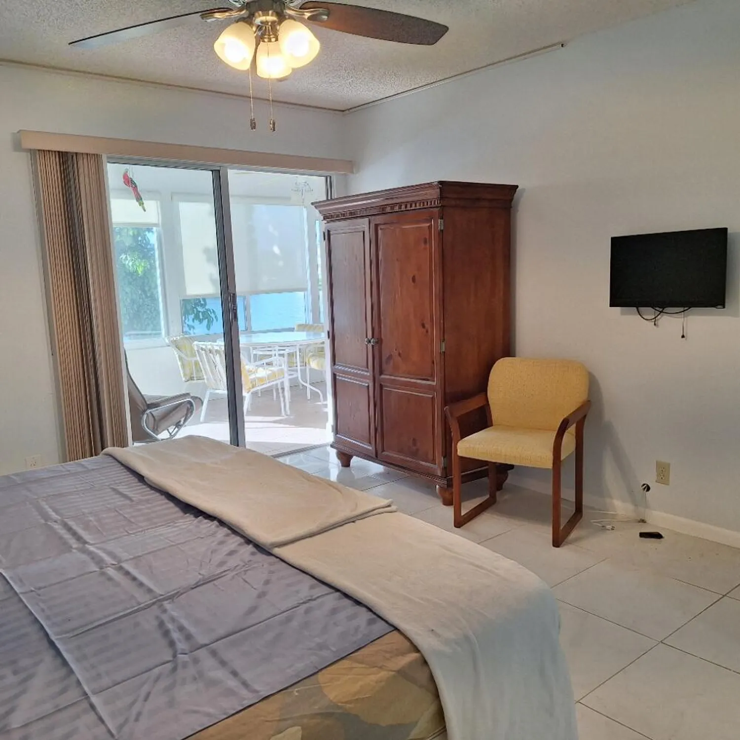 Property Slideshow image 8 of 35 | 2024 wolverton b, Boca Raton, FL, 33434