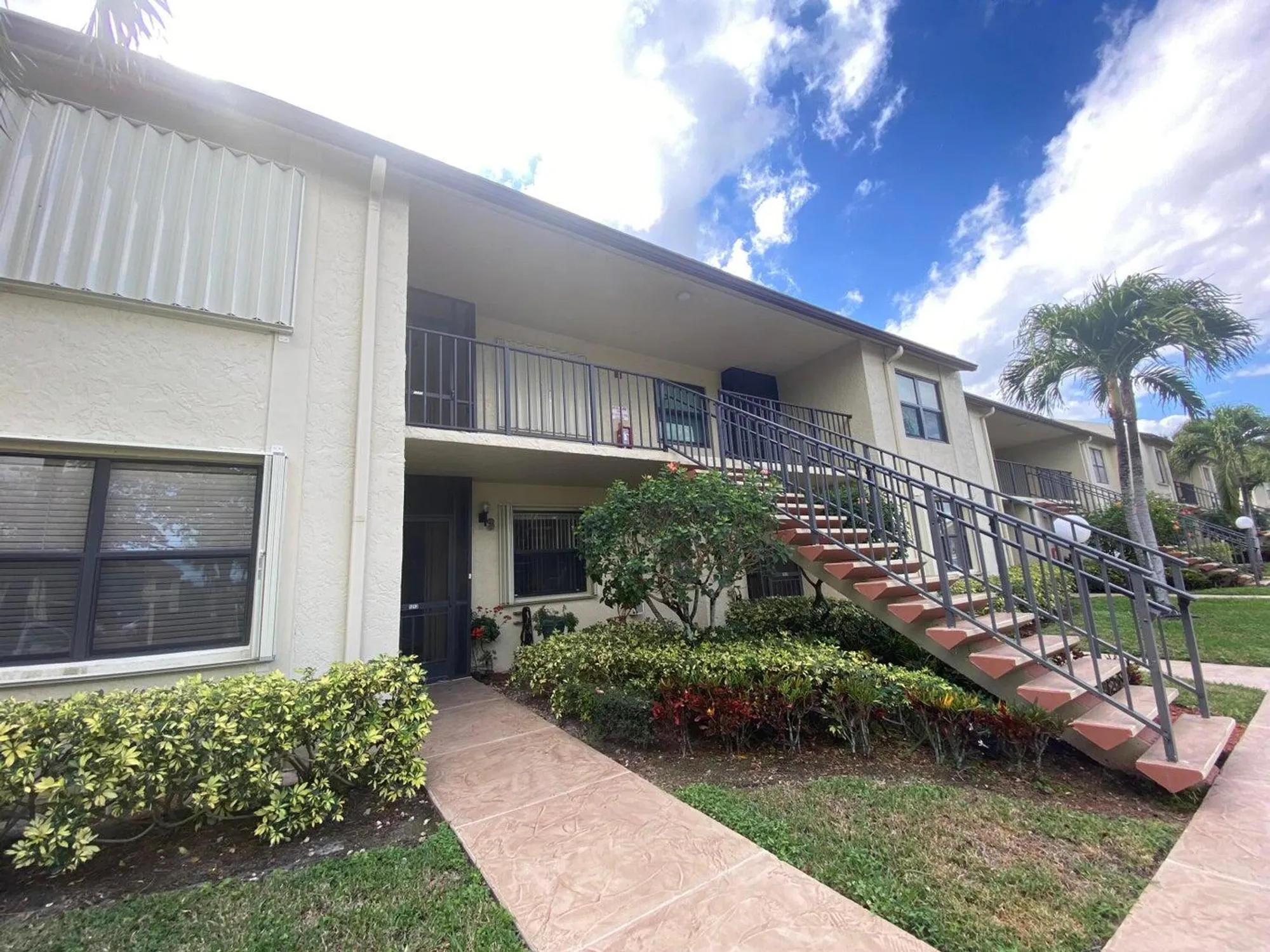 Property Slideshow image 1 of 29 | 7915 willow spring dr 1223, Lake Worth, FL, 33467
