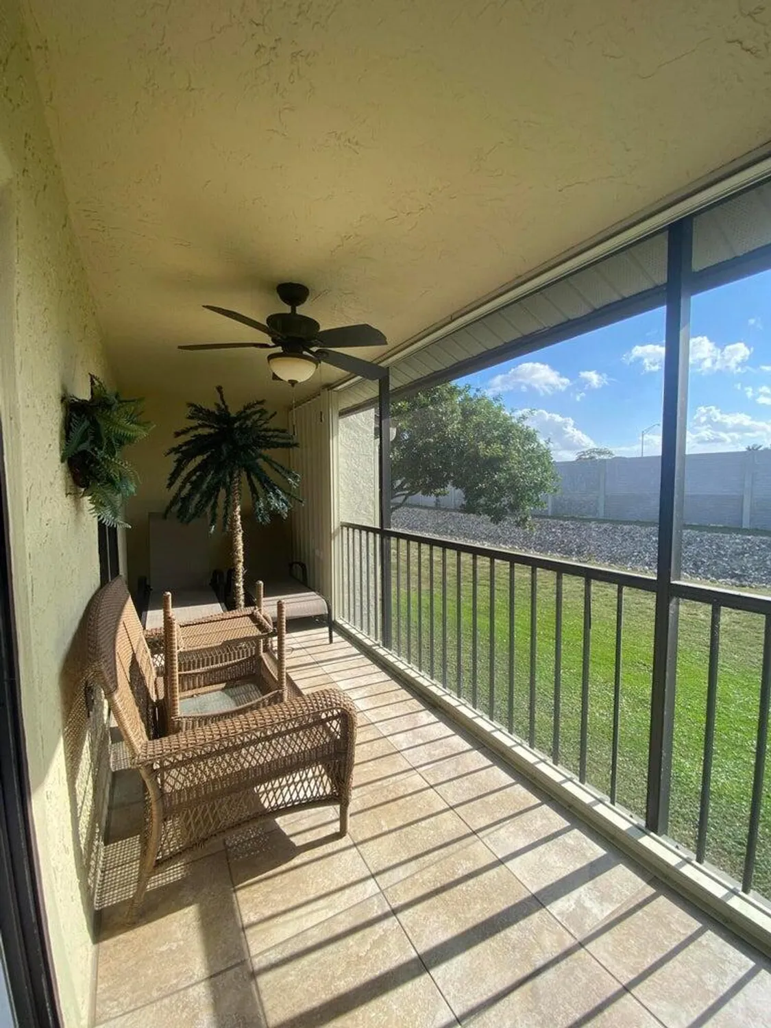 Property Slideshow image 19 of 29 | 7915 willow spring dr 1223, Lake Worth, FL, 33467