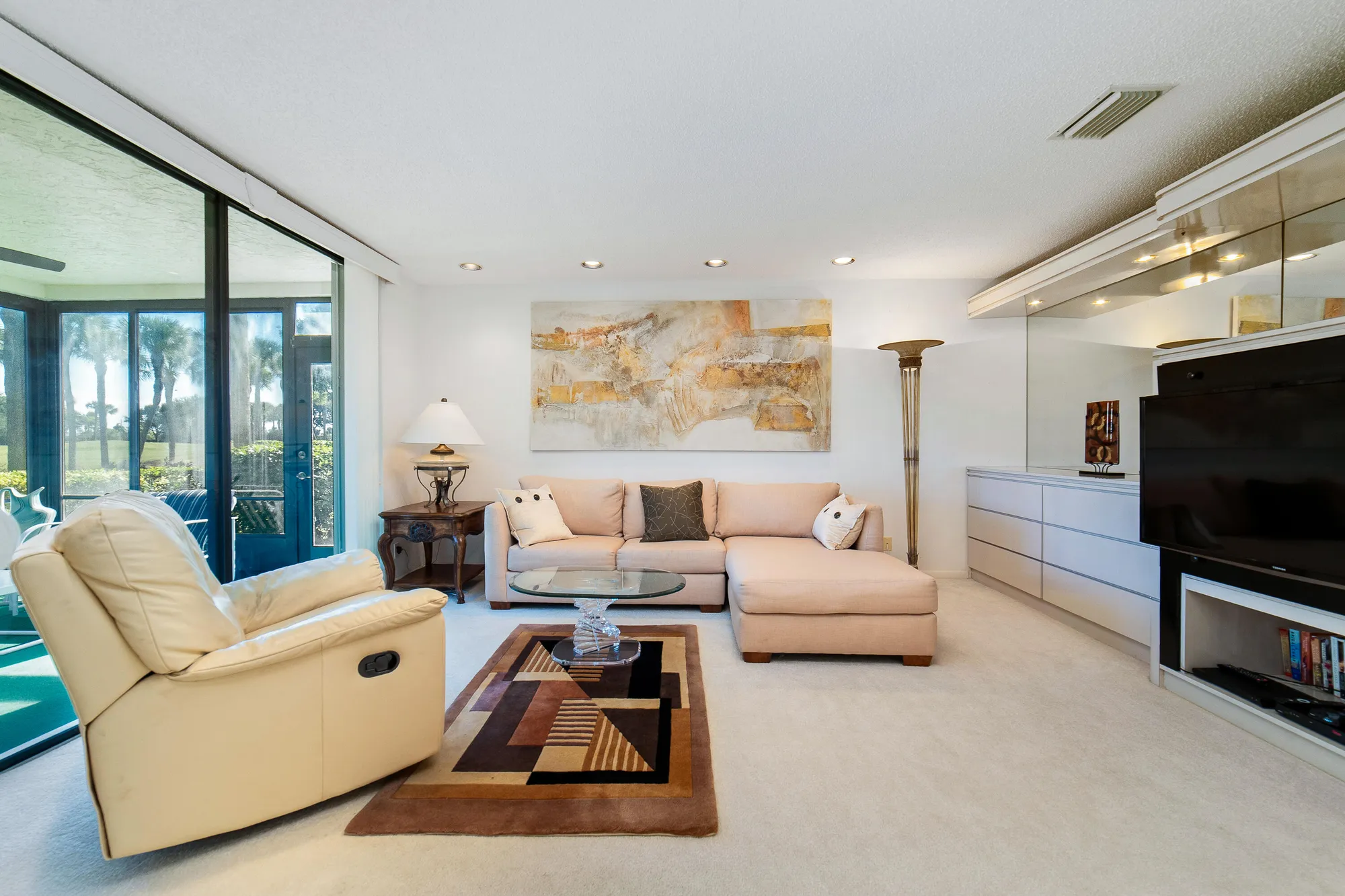 Property Slideshow image 7 of 40 | 5 eastgate dr c, Boynton Beach, FL, 33436