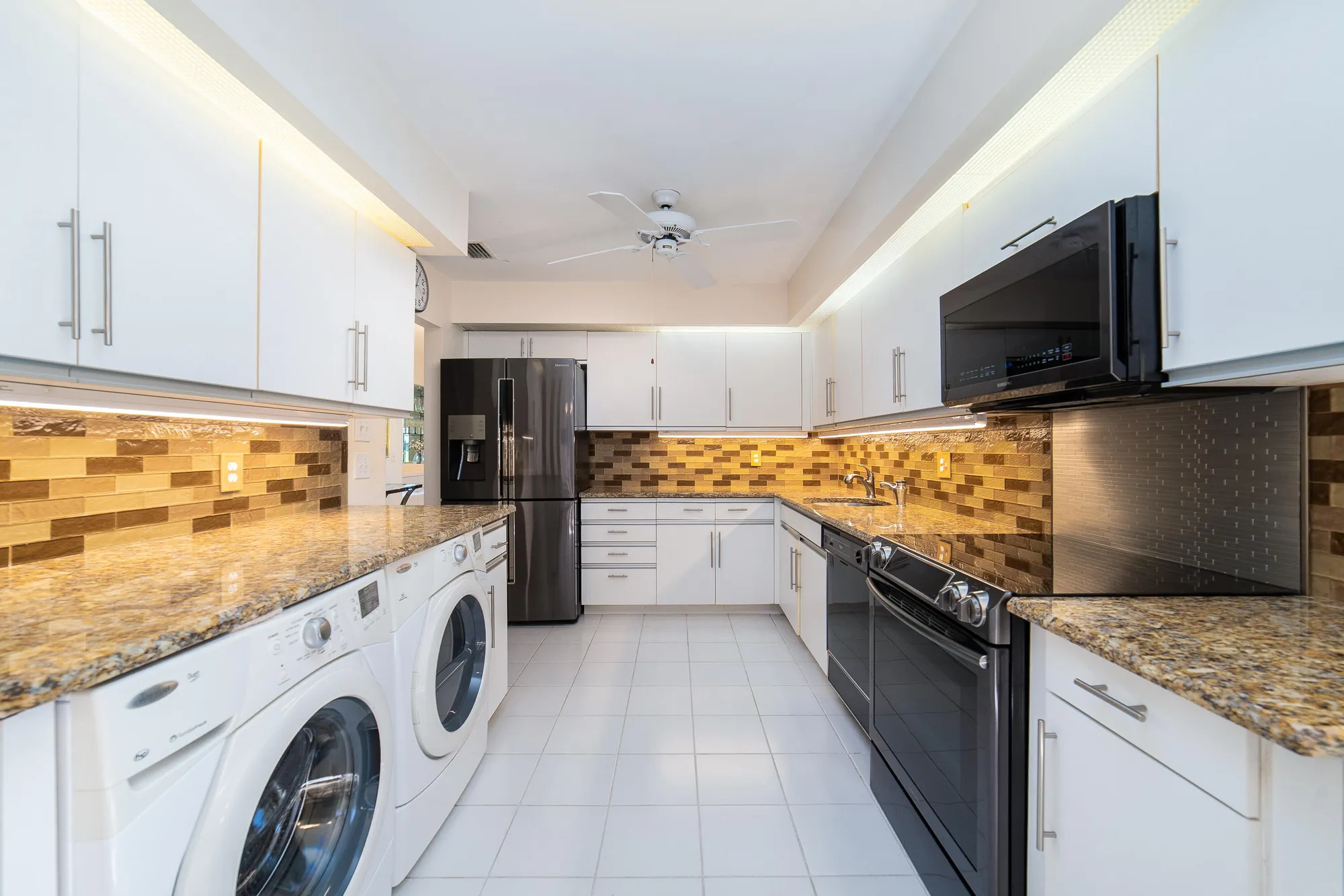 Property Slideshow image 9 of 40 | 5 eastgate dr c, Boynton Beach, FL, 33436