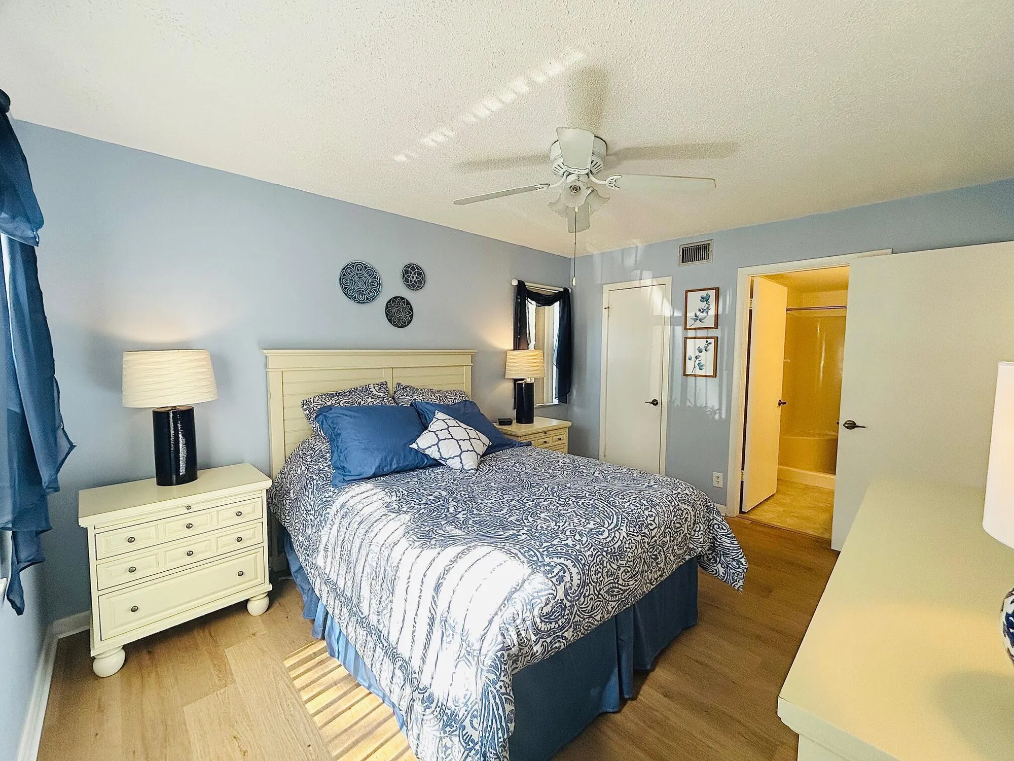 Property Slideshow image 15 of 33 | 7106 golf colony ct 104, Lake Worth, FL, 33467