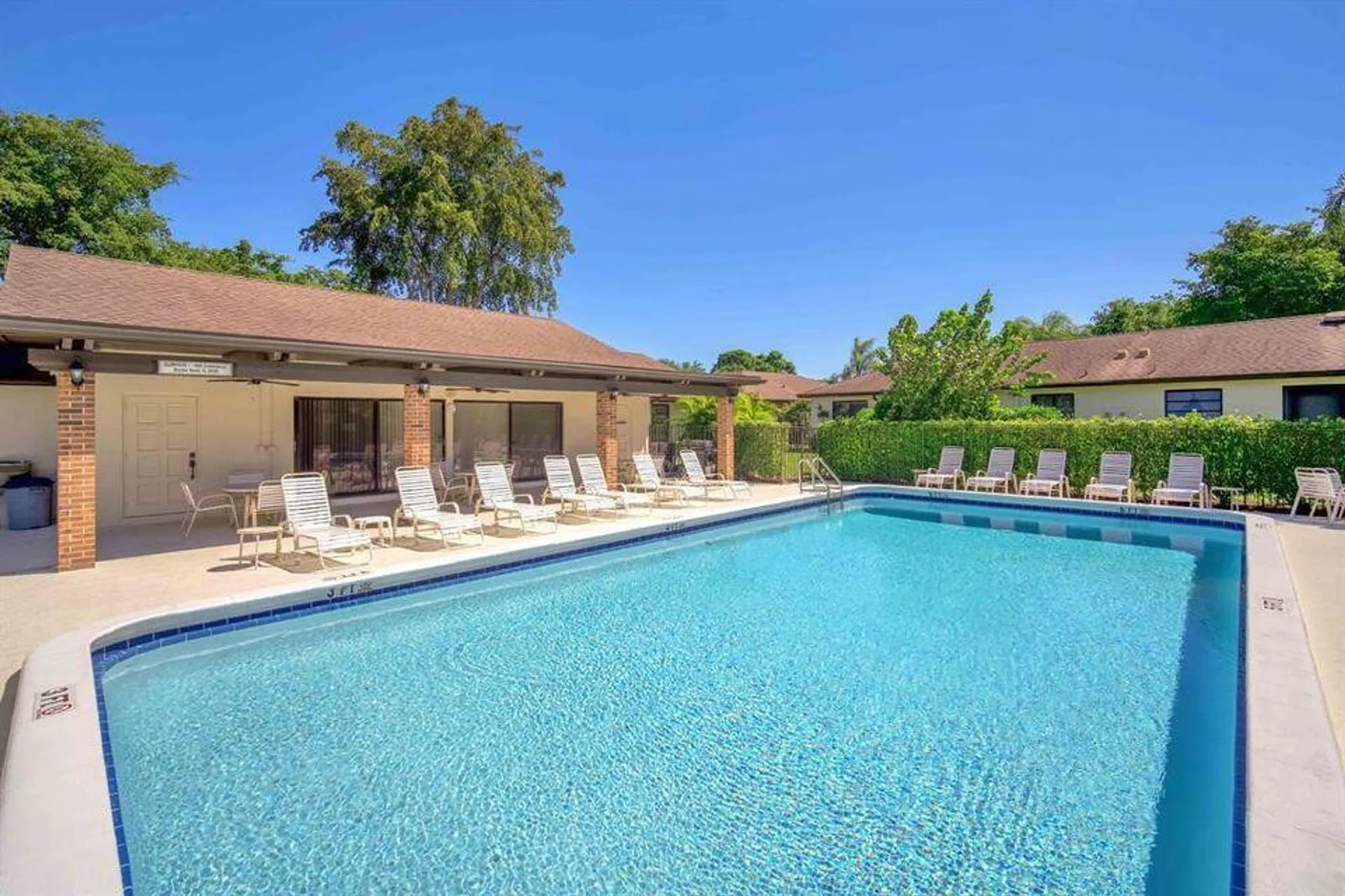 Property Slideshow image 18 of 25 | 10054 eaglewood rd b, Boynton Beach, FL, 33436