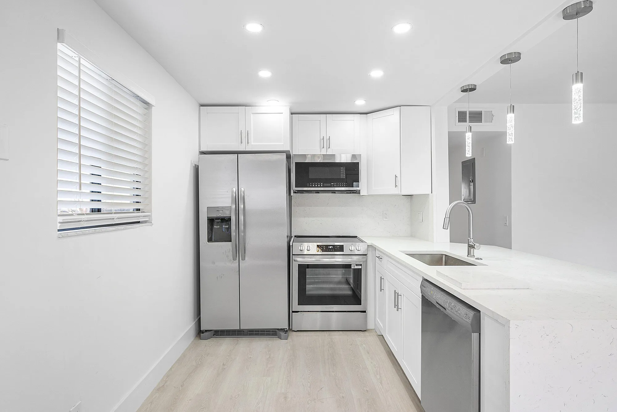 Property Slideshow image 7 of 45 | 15036 ashland ln 43, Delray Beach, FL, 33484