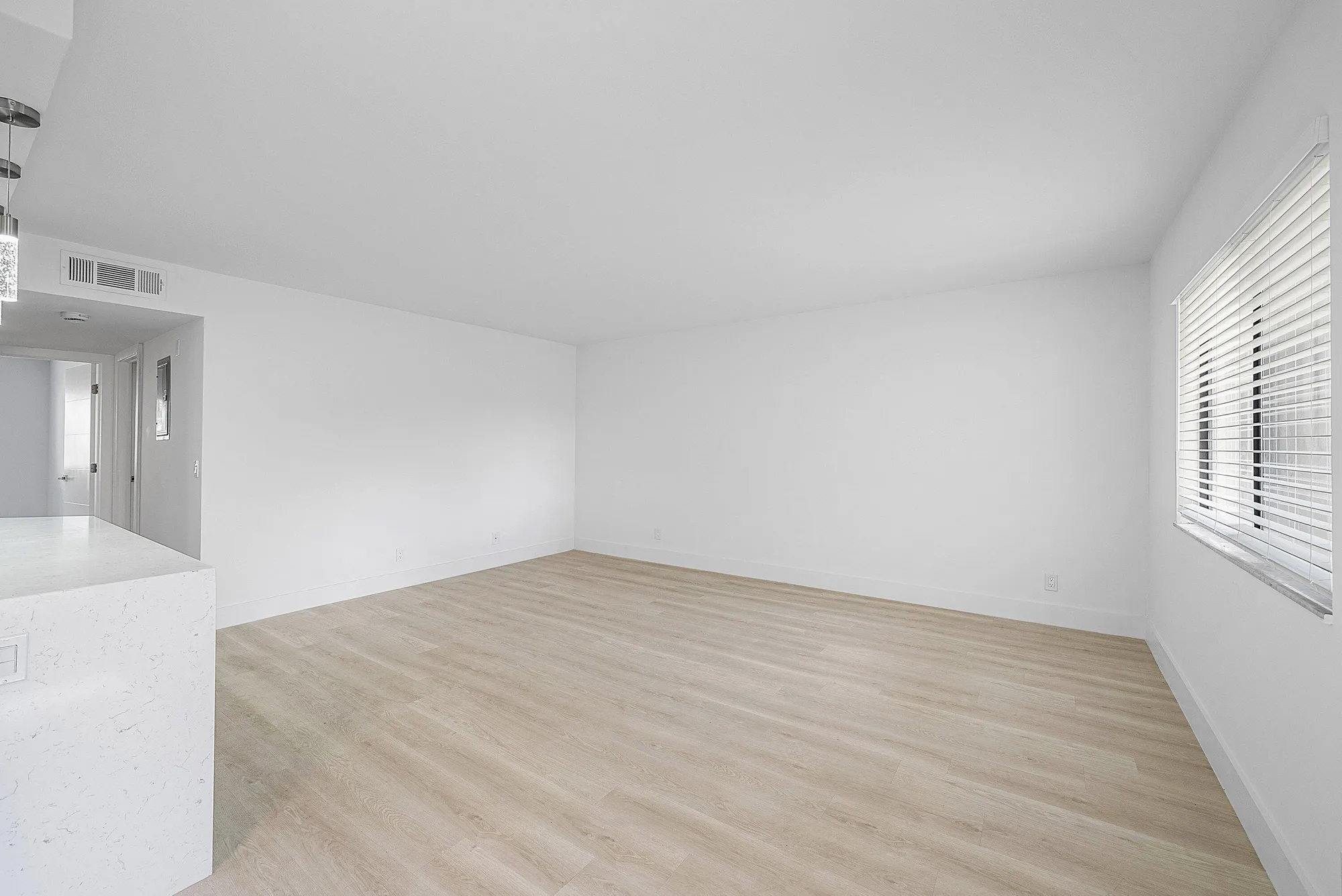 Property Slideshow image 11 of 45 | 15036 ashland ln 43, Delray Beach, FL, 33484