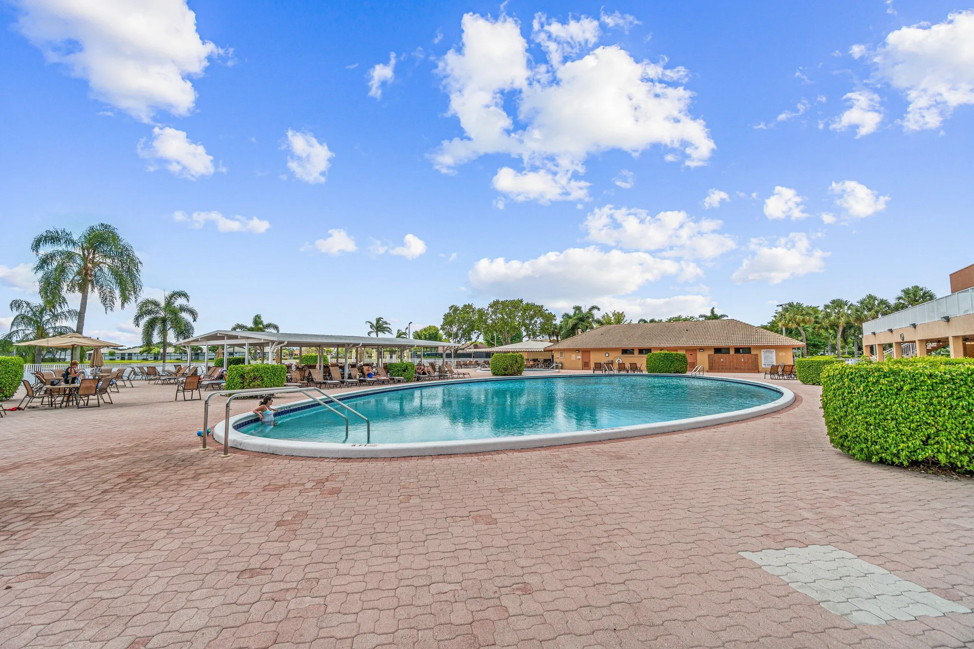 Property Slideshow image 42 of 45 | 15036 ashland ln 43, Delray Beach, FL, 33484