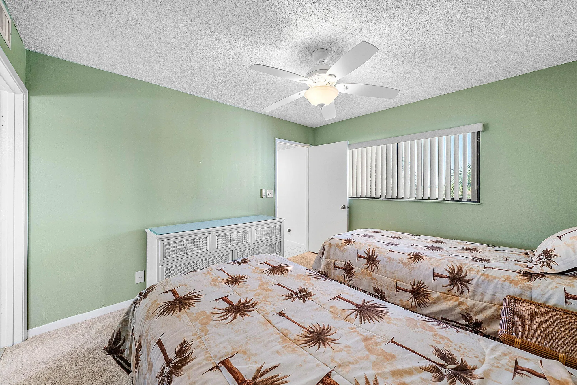 Property Slideshow image 18 of 52 | 14500 stirling way 405, Delray Beach, FL, 33446