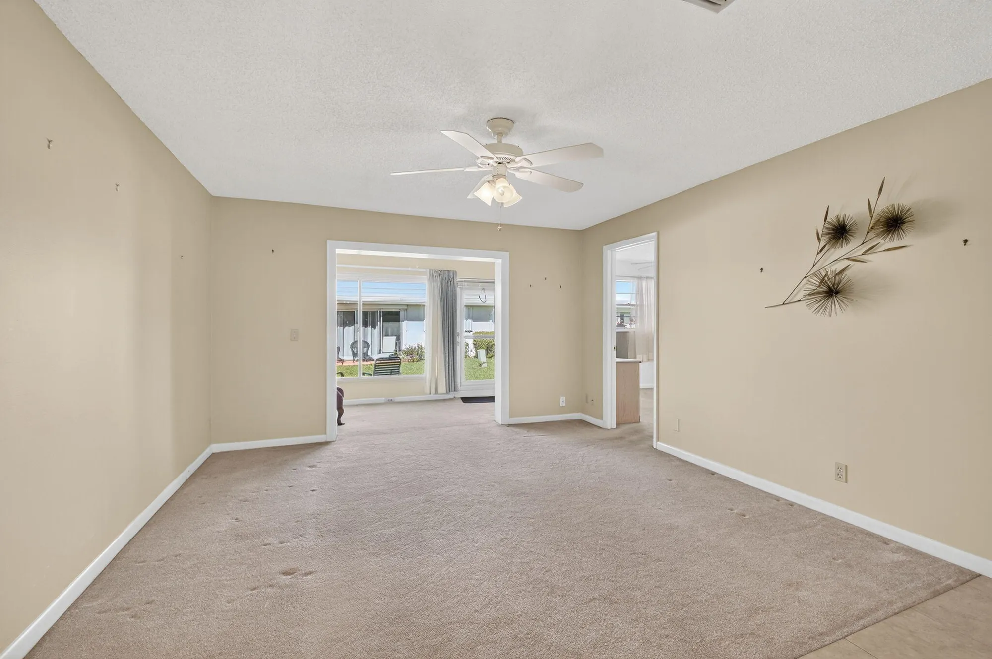 Property Slideshow image 13 of 53 | 100 leisure lake cir 102, Boynton Beach, FL, 33426
