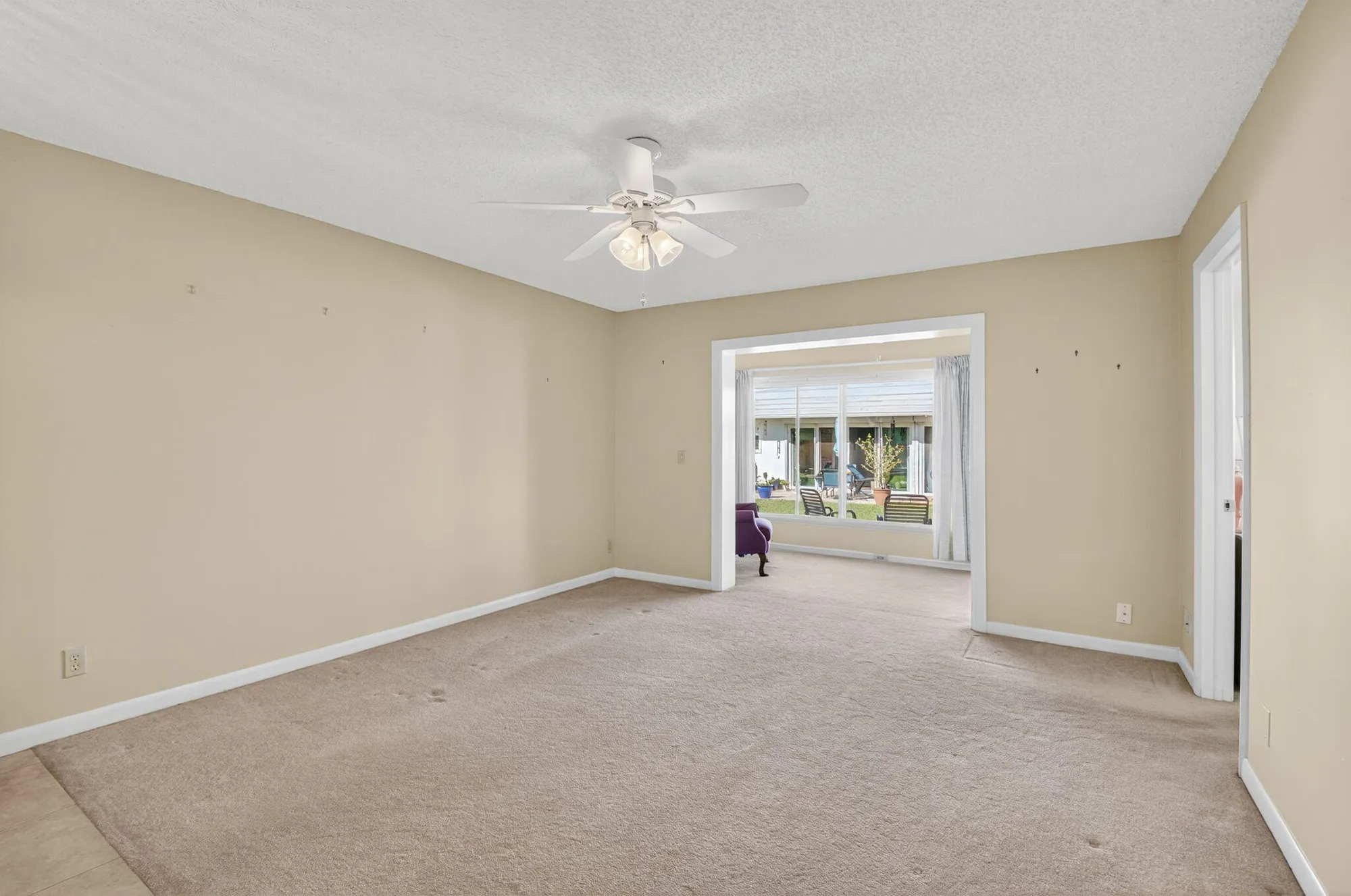Property Slideshow image 14 of 53 | 100 leisure lake cir 102, Boynton Beach, FL, 33426