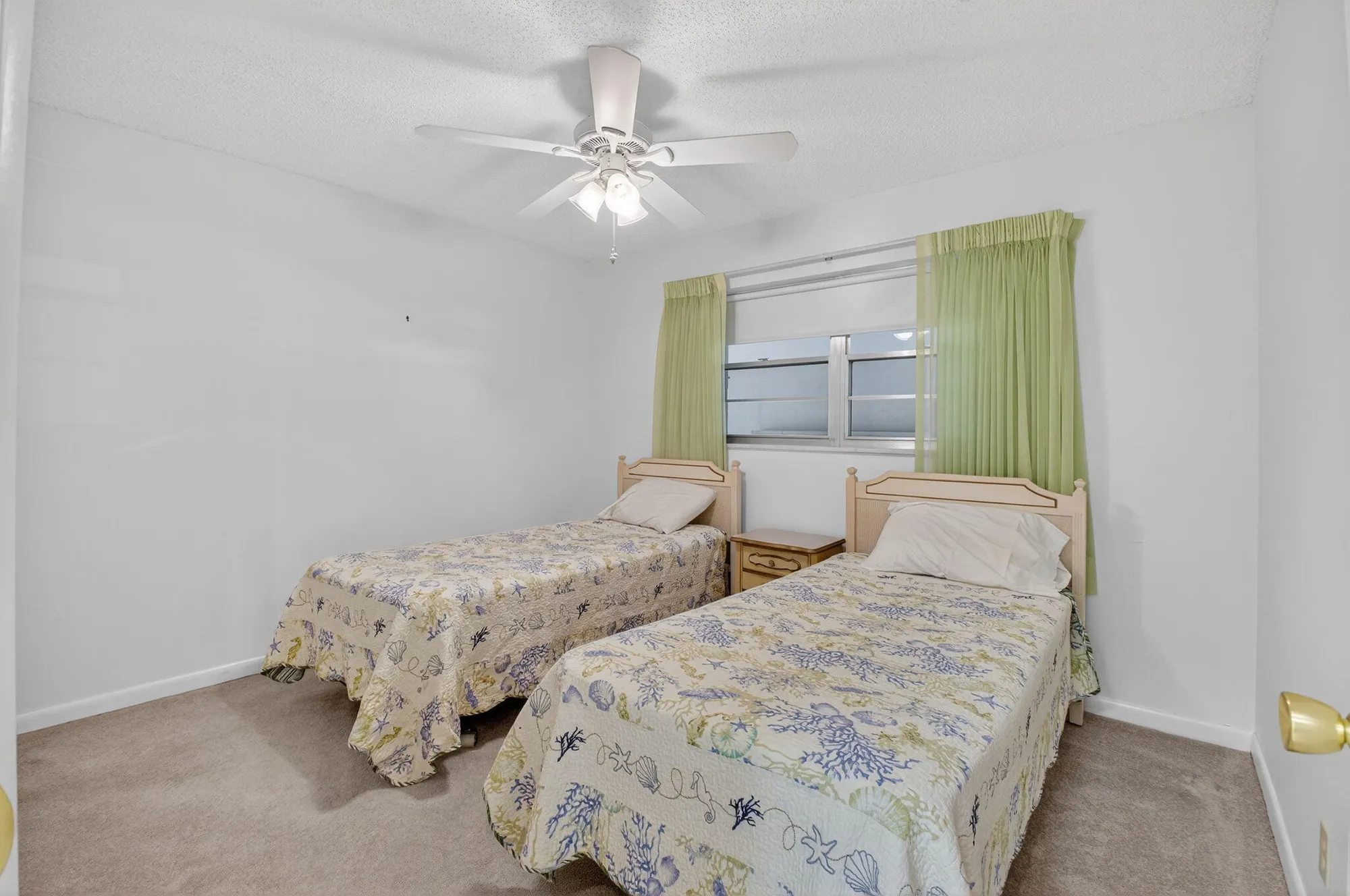 Property Slideshow image 22 of 53 | 100 leisure lake cir 102, Boynton Beach, FL, 33426