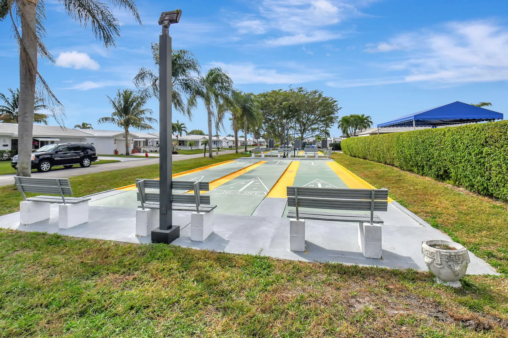 Property Slideshow image 39 of 53 | 100 leisure lake cir 102, Boynton Beach, FL, 33426