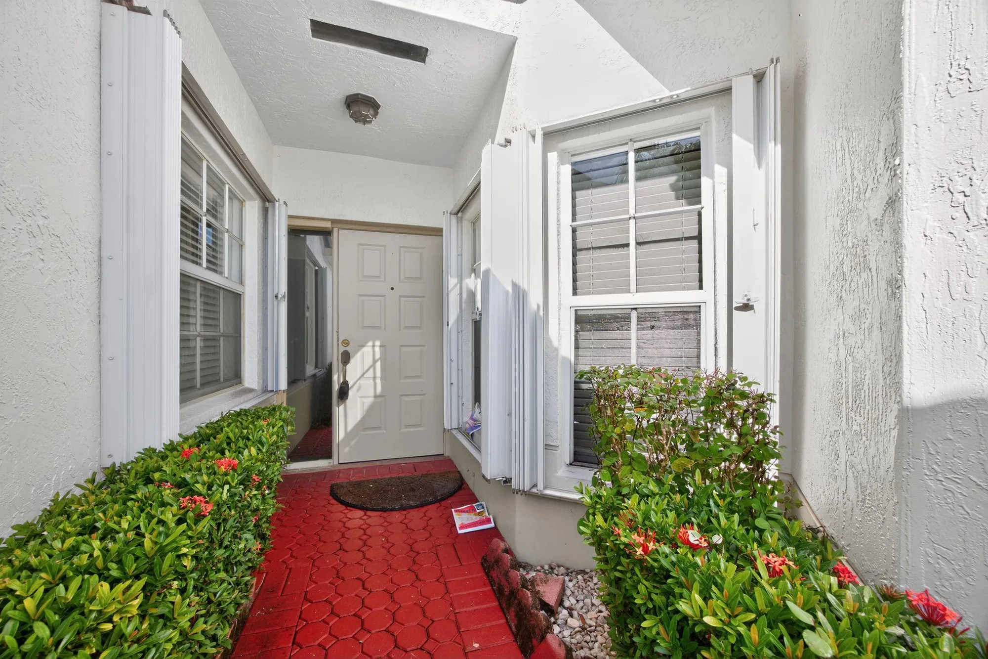 Property Slideshow image 2 of 28 | 6069 heliconia rd, Delray Beach, FL, 33484