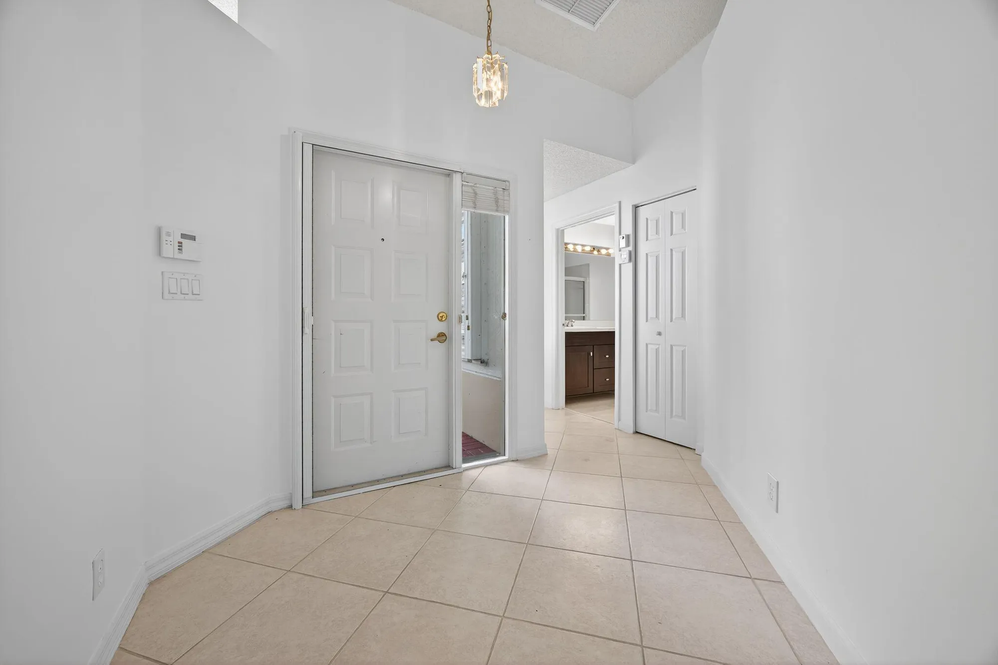 Property Slideshow image 6 of 28 | 6069 heliconia rd, Delray Beach, FL, 33484