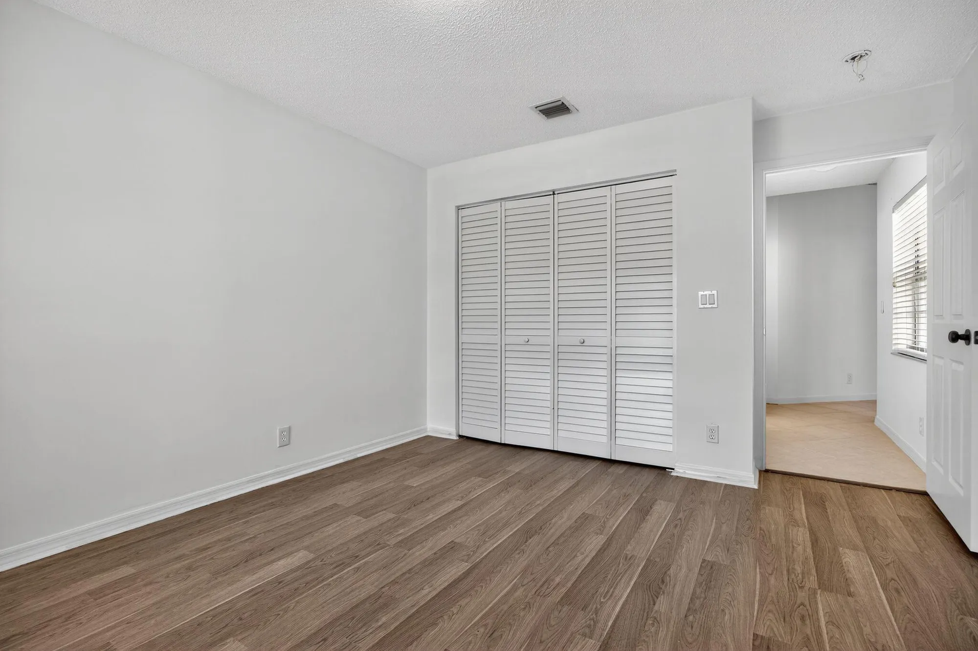 Property Slideshow image 18 of 28 | 6069 heliconia rd, Delray Beach, FL, 33484