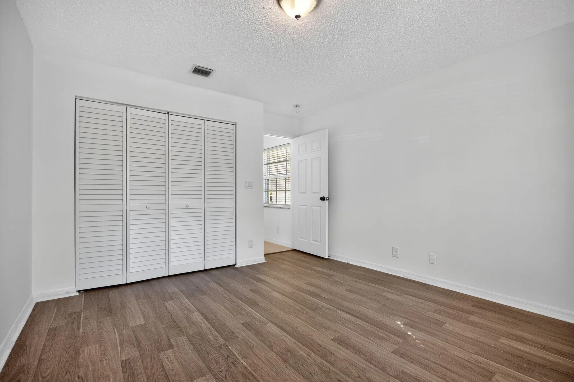 Property Slideshow image 19 of 28 | 6069 heliconia rd, Delray Beach, FL, 33484