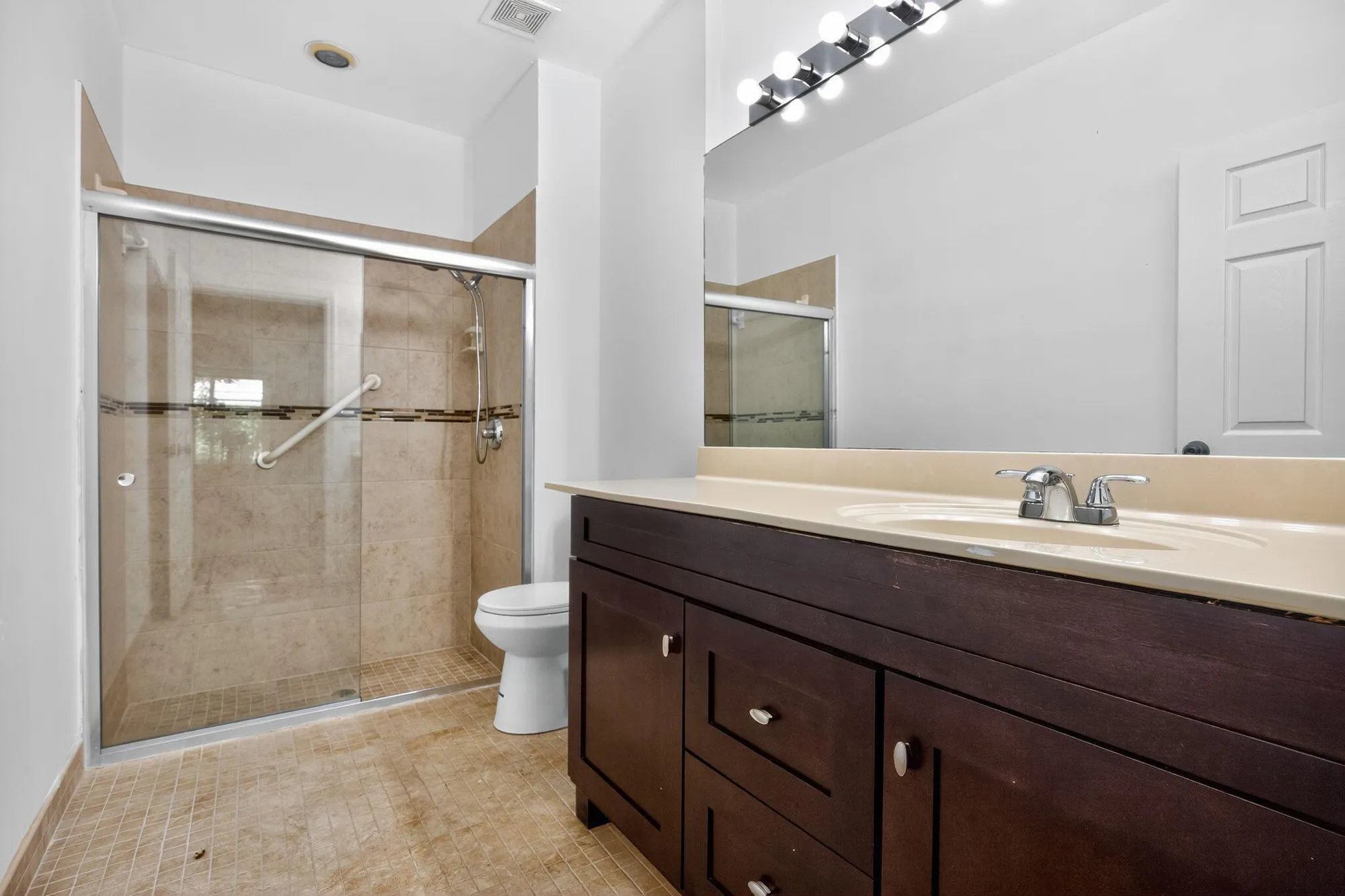 Property Slideshow image 22 of 28 | 6069 heliconia rd, Delray Beach, FL, 33484