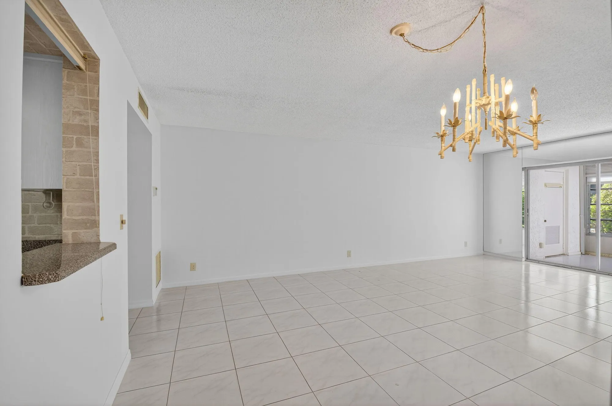 Property Slideshow image 7 of 72 | 14797 cumberland dr 1020, Delray Beach, FL, 33446