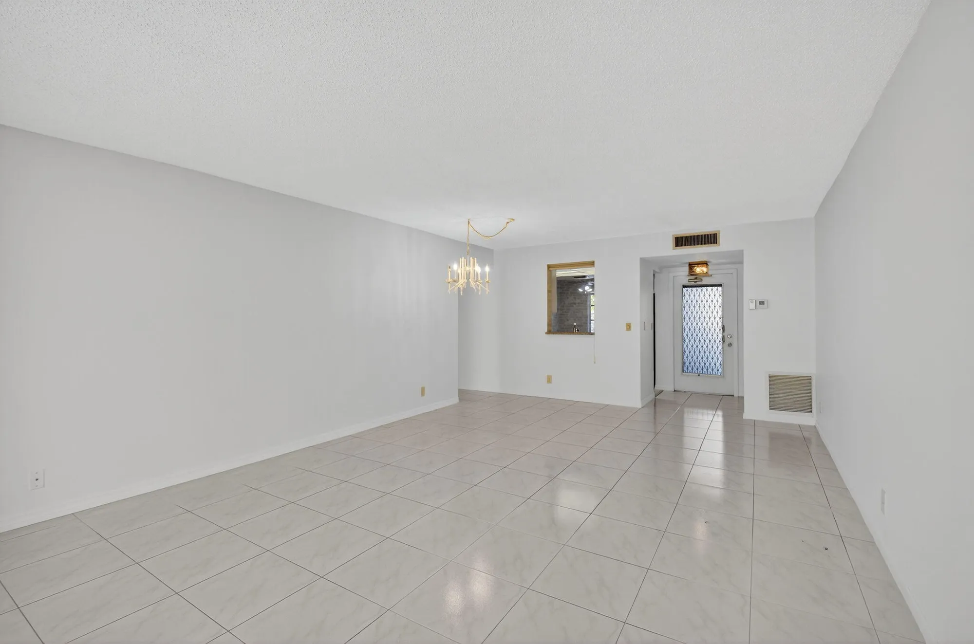 Property Slideshow image 10 of 72 | 14797 cumberland dr 1020, Delray Beach, FL, 33446