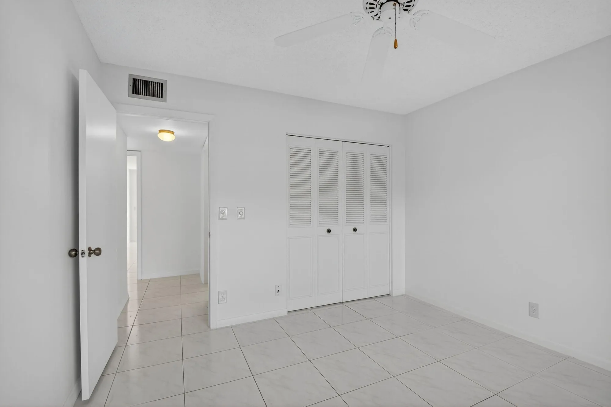 Property Slideshow image 23 of 72 | 14797 cumberland dr 1020, Delray Beach, FL, 33446