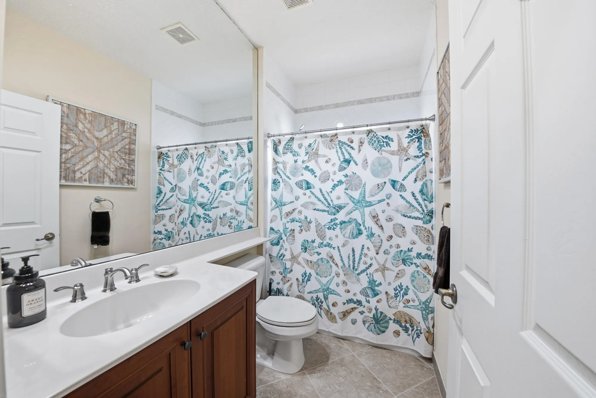 Property Slideshow image 18 of 34 | 7641 viniste dr, Boynton Beach, FL, 33472