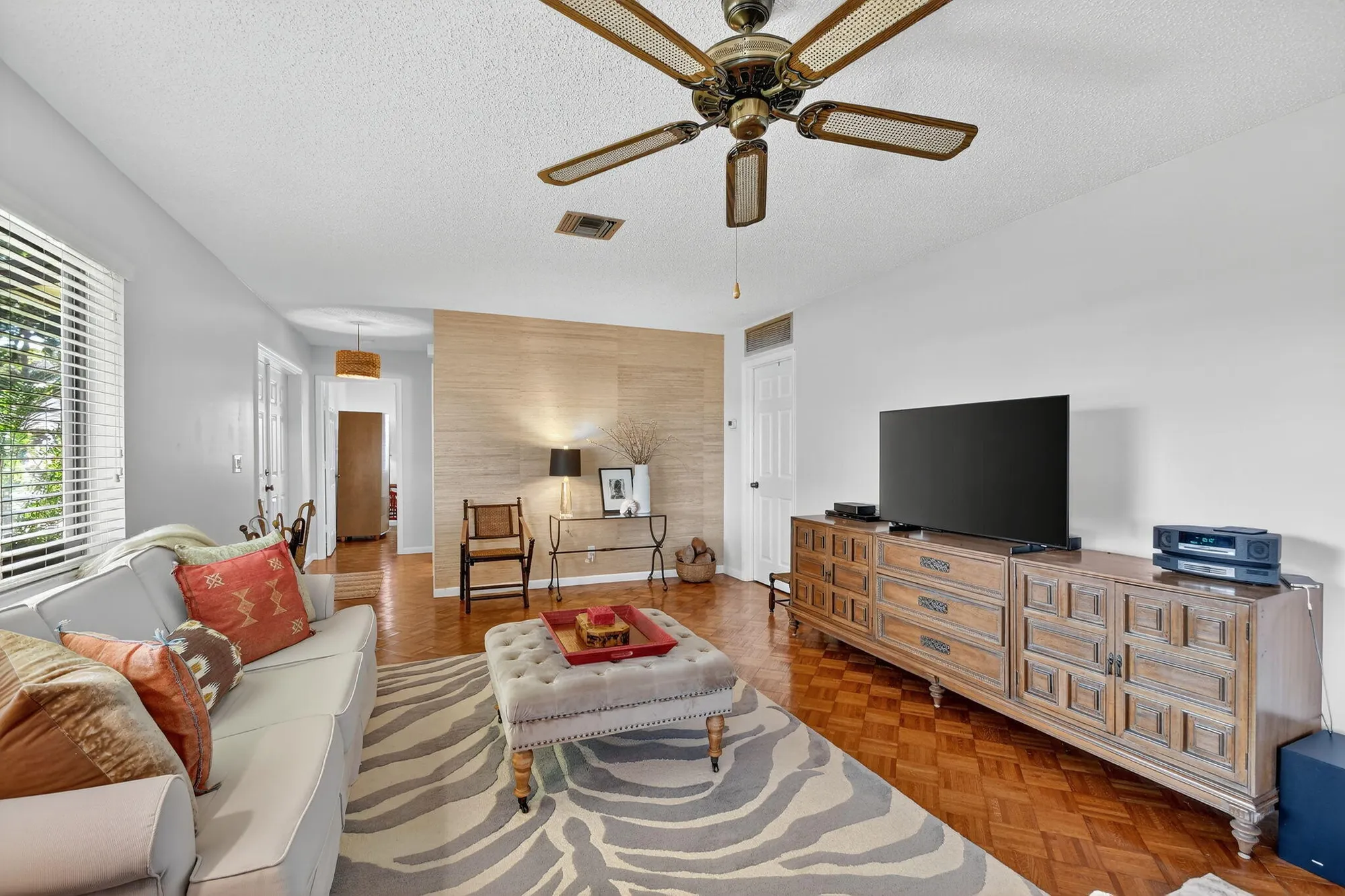 Property Slideshow image 7 of 65 | 1533 palmland dr, Boynton Beach, FL, 33436