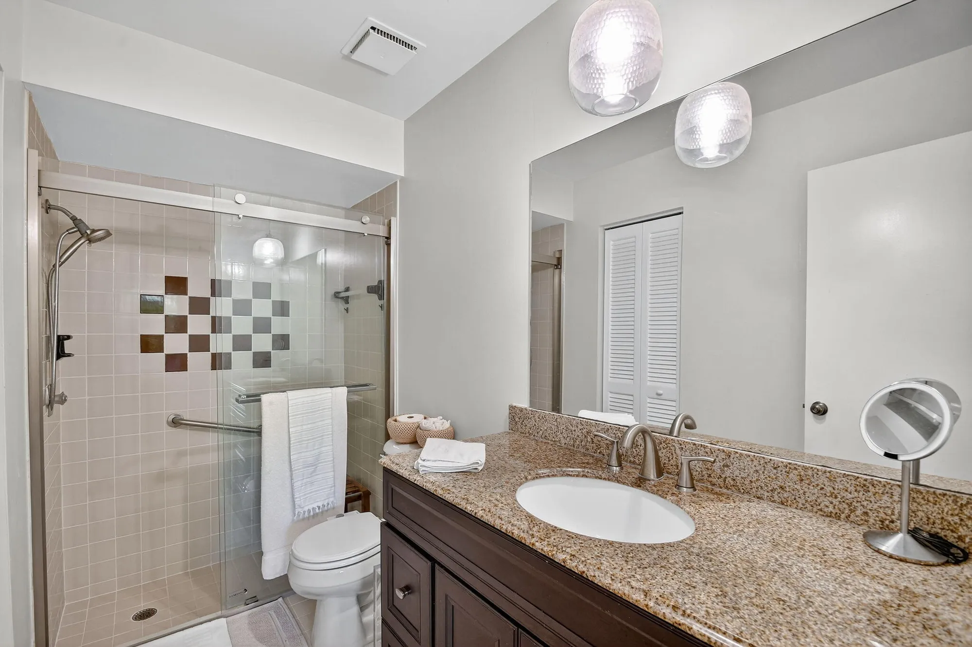Property Slideshow image 16 of 65 | 1533 palmland dr, Boynton Beach, FL, 33436
