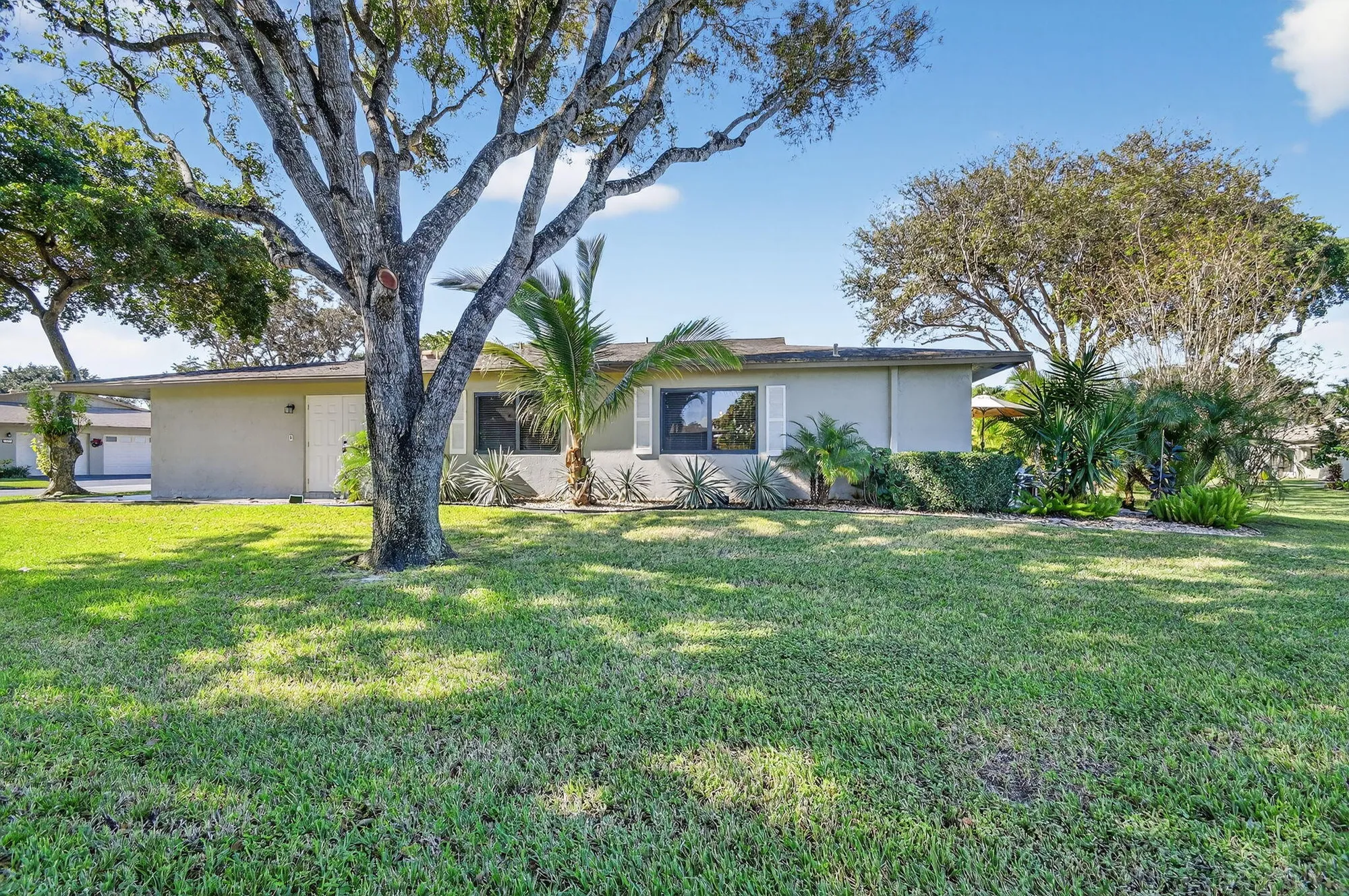 Property Slideshow image 44 of 65 | 1533 palmland dr, Boynton Beach, FL, 33436