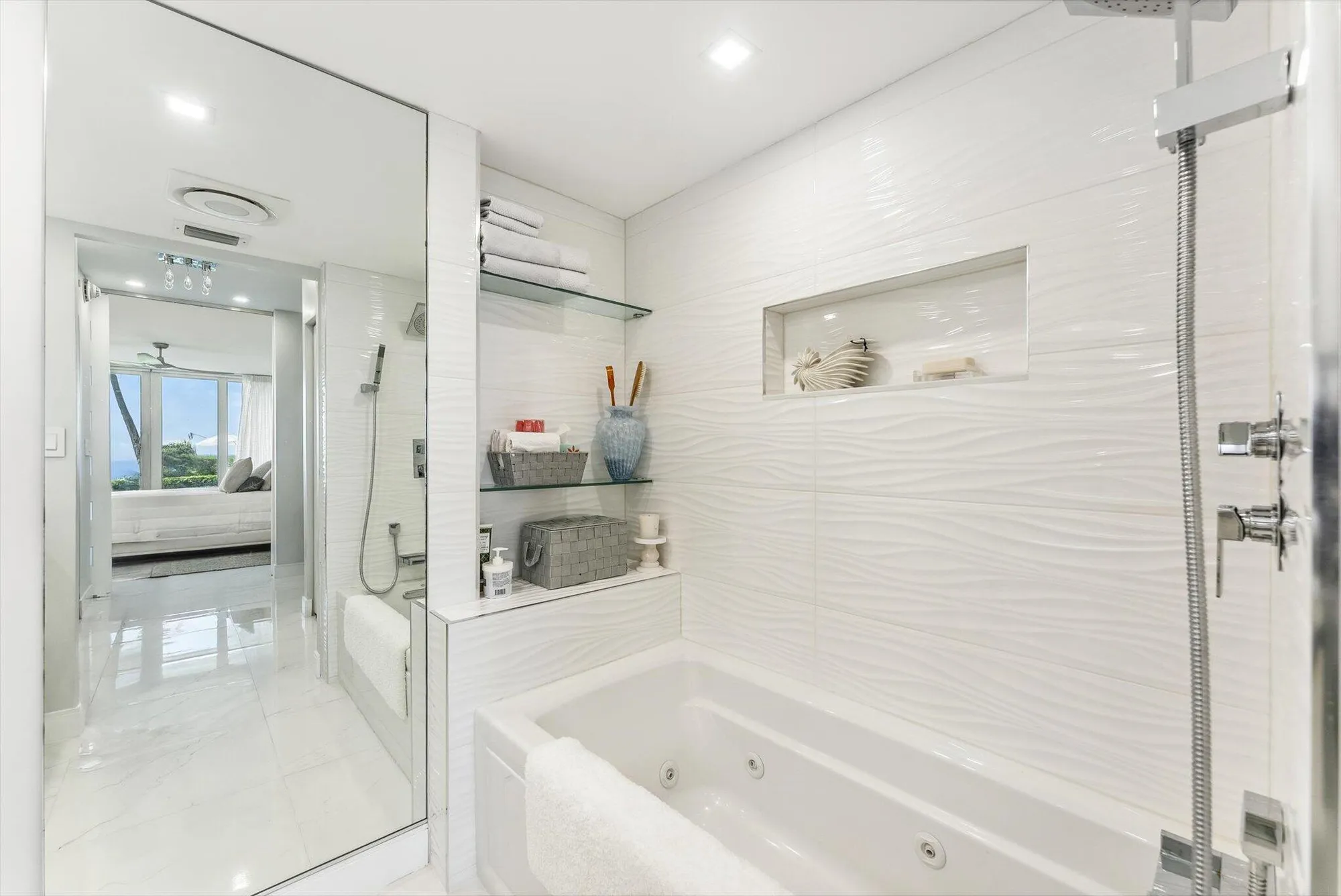 Property Slideshow image 25 of 45 | 1225 s ocean blvd apt 104, Delray Beach, FL, 33483