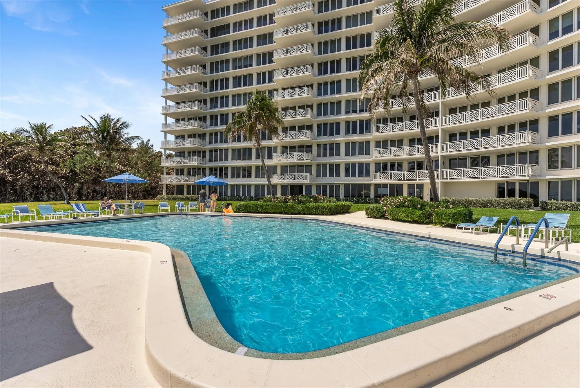 Property Slideshow image 28 of 45 | 1225 s ocean blvd apt 104, Delray Beach, FL, 33483