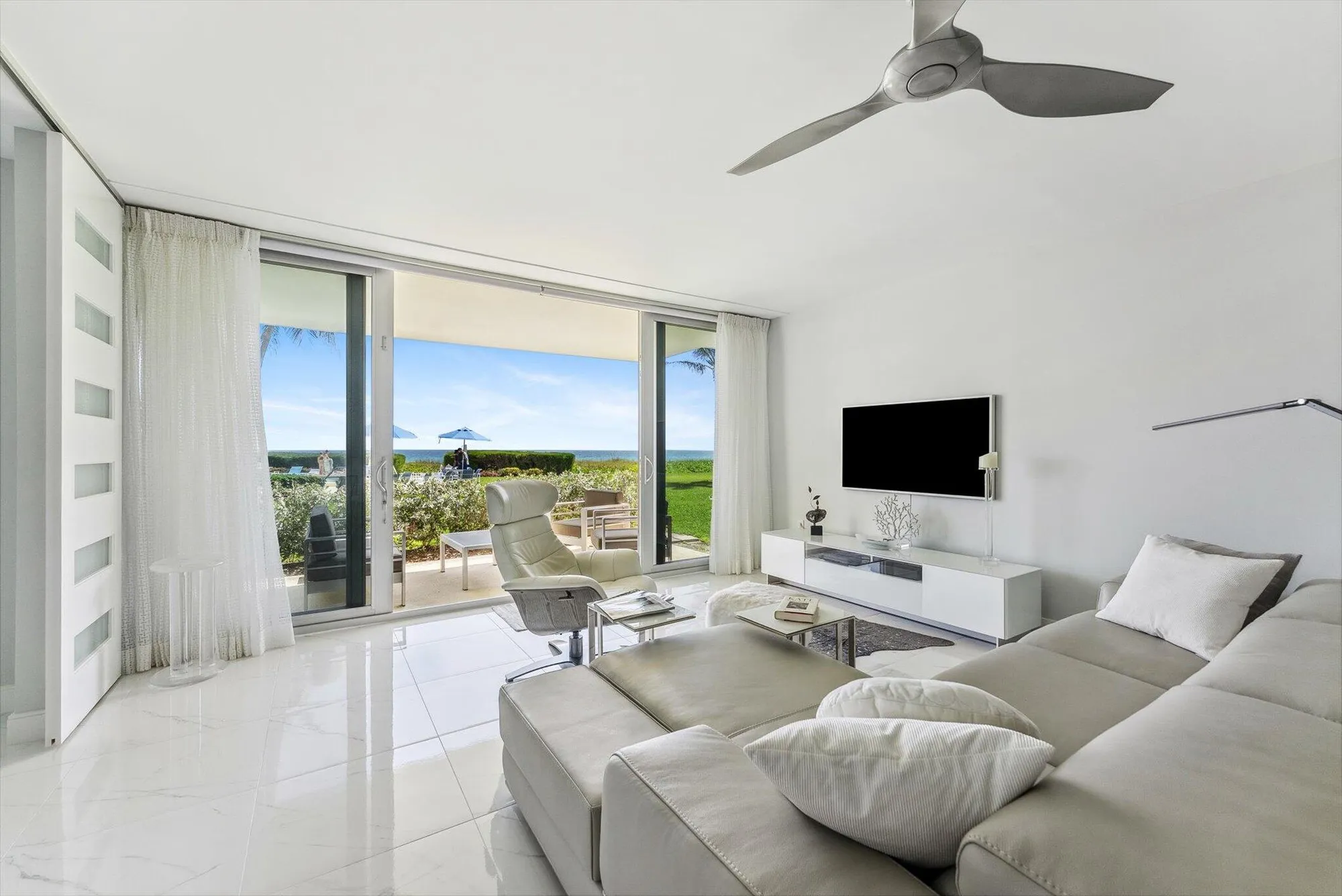 Property Slideshow image 7 of 45 | 1225 s ocean blvd apt 104, Delray Beach, FL, 33483