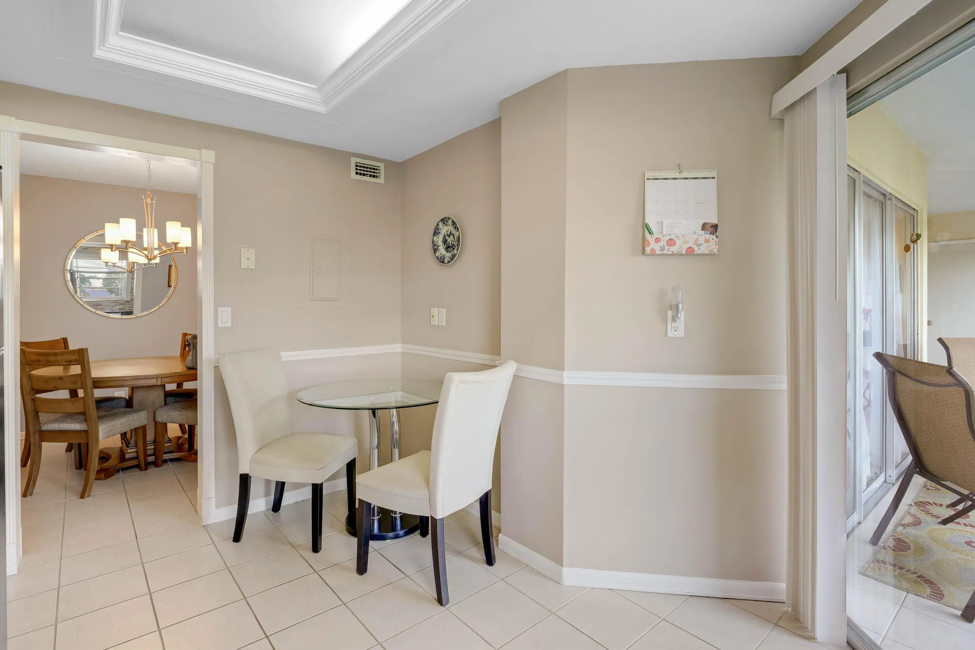 Property Slideshow image 12 of 28 | 3836 via poinciana apt 205, Lake Worth, FL, 33467