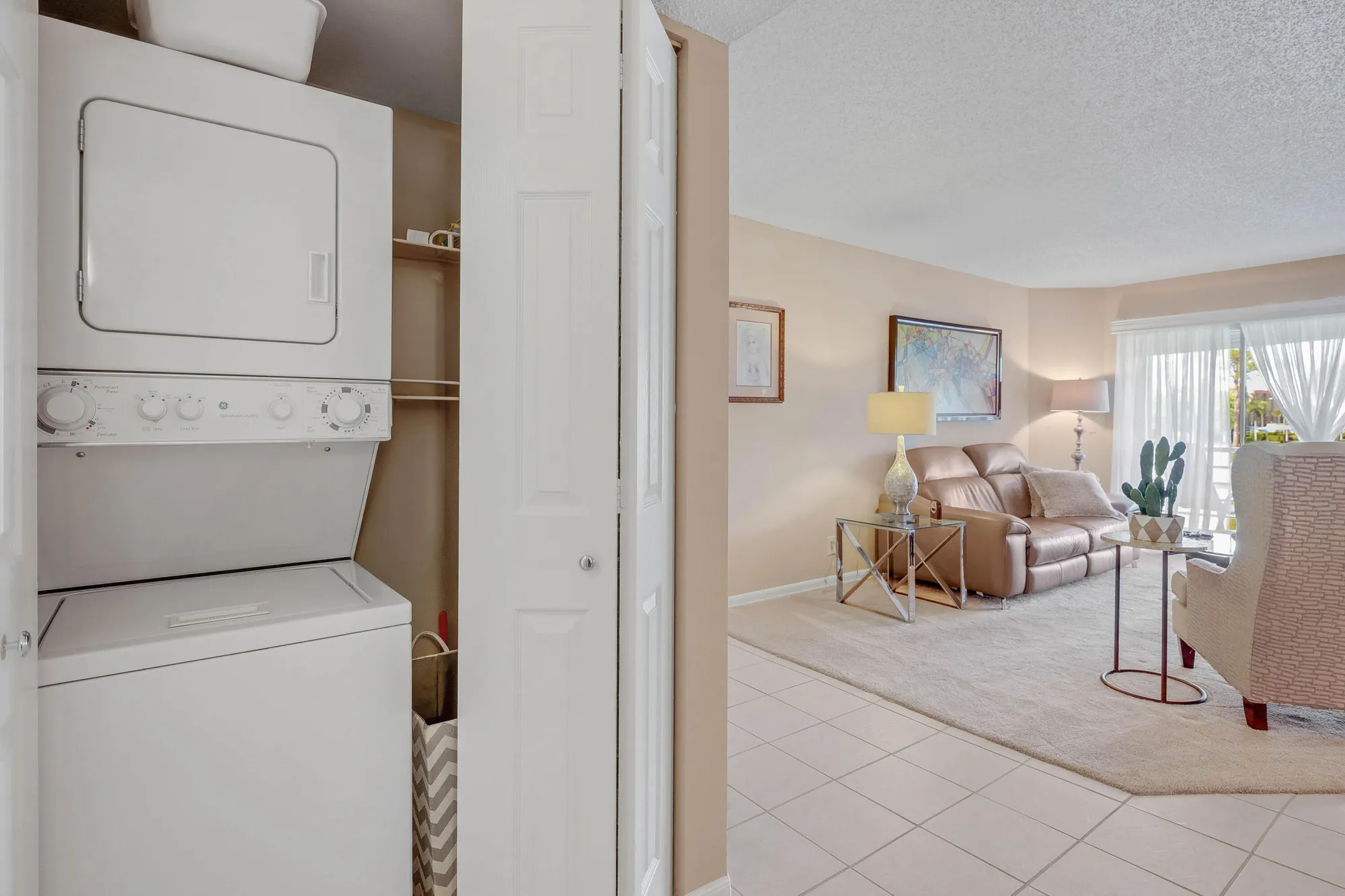 Property Slideshow image 13 of 28 | 3836 via poinciana apt 205, Lake Worth, FL, 33467