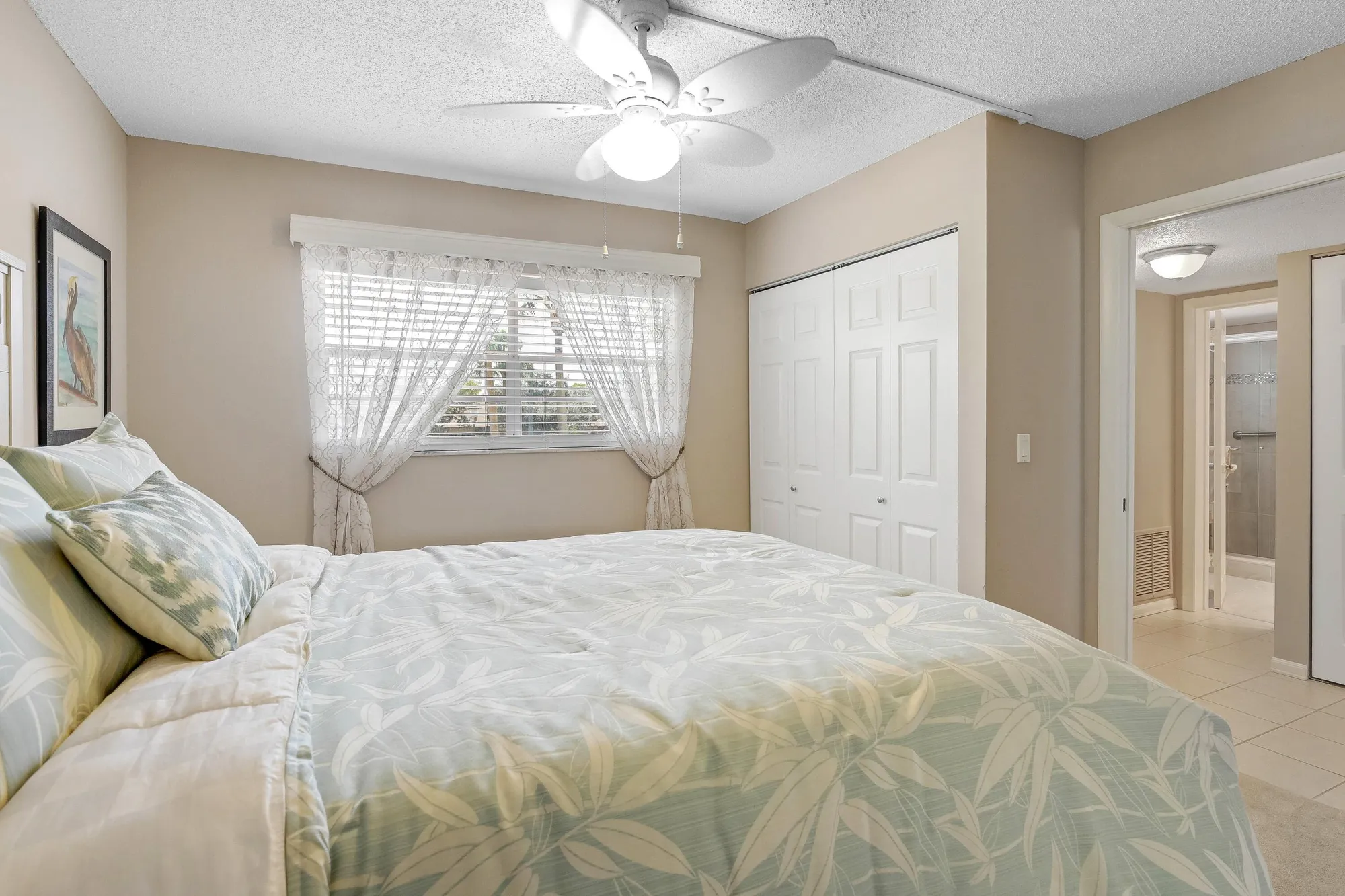 Property Slideshow image 20 of 28 | 3836 via poinciana apt 205, Lake Worth, FL, 33467