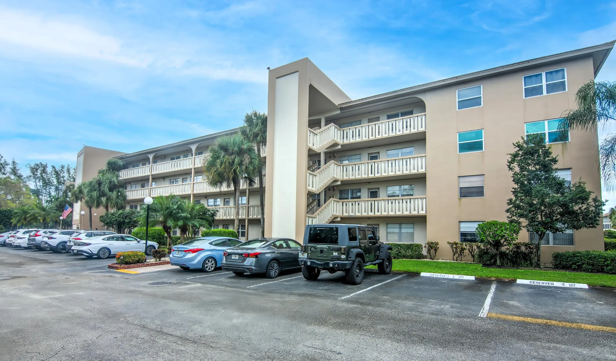 Property Slideshow image 15 of 22 | 1905 bermuda cir j3, Coconut Creek, FL, 33066