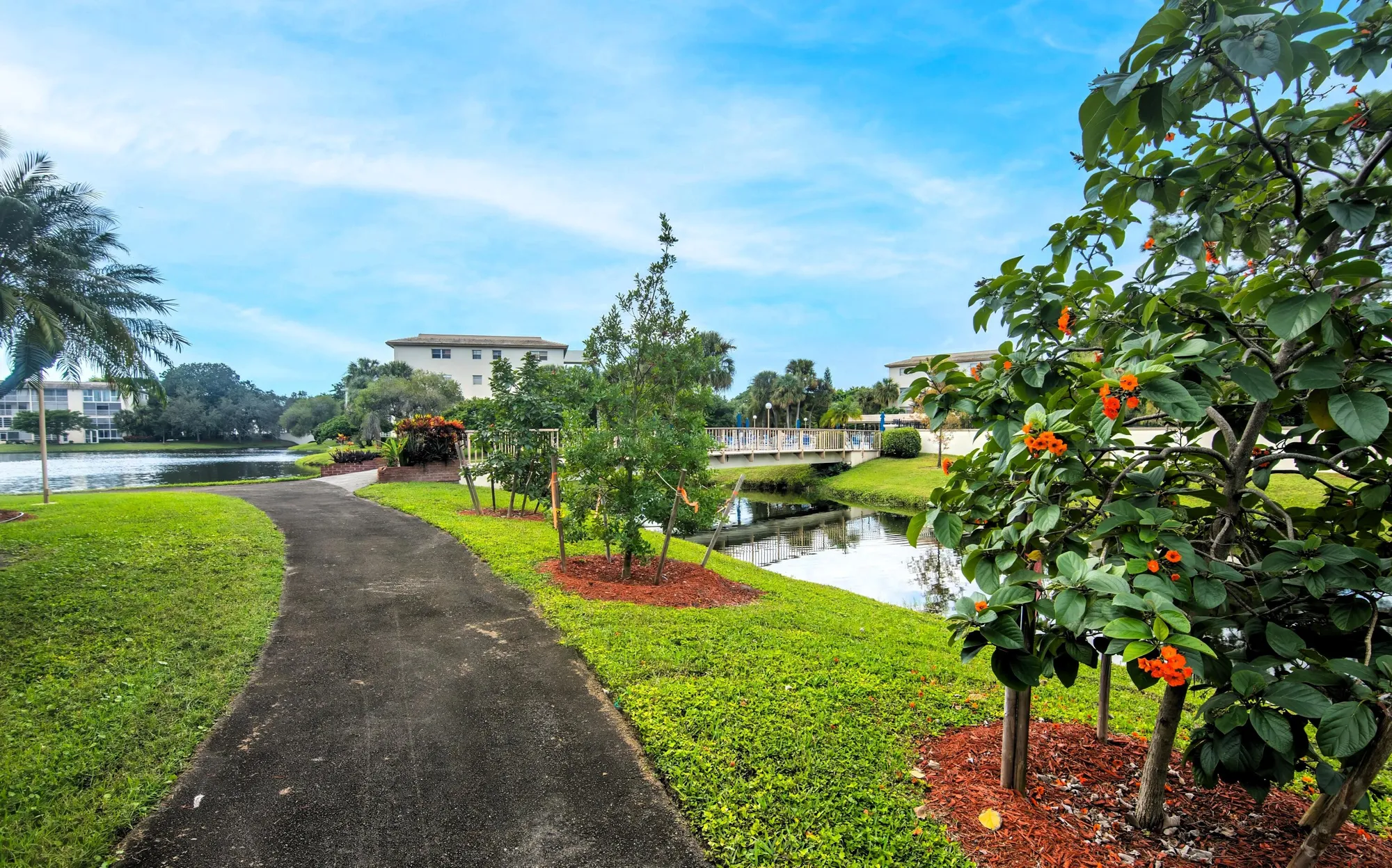 Property Slideshow image 14 of 22 | 1905 bermuda cir j3, Coconut Creek, FL, 33066