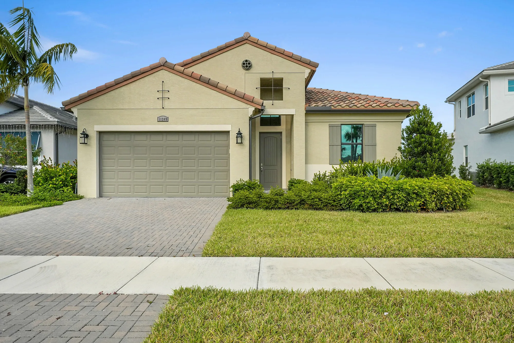 Property Slideshow image 2 of 68 | 11249 sw pietra way, Port Saint Lucie, FL, 34987