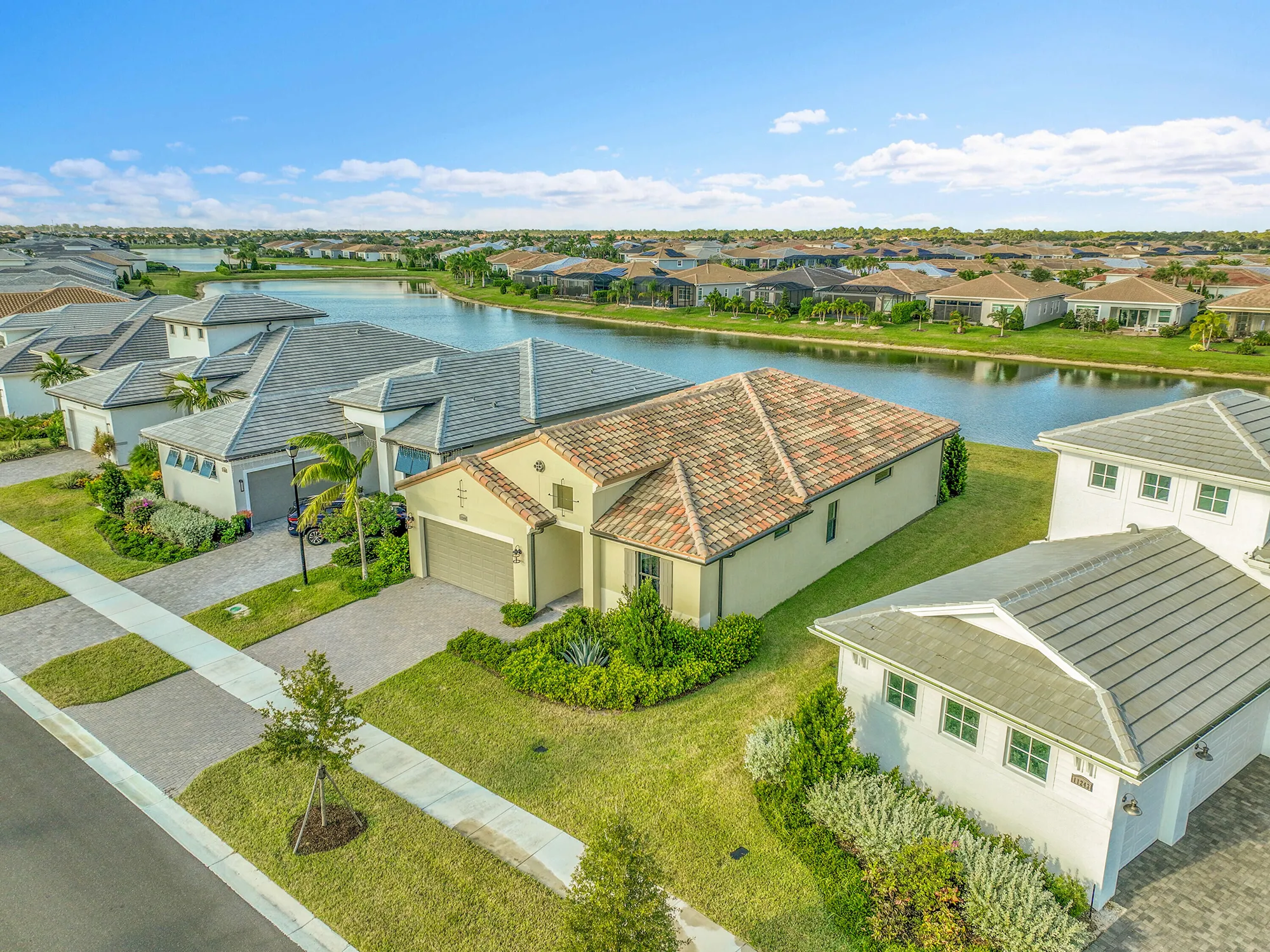 Property Slideshow image 36 of 68 | 11249 sw pietra way, Port Saint Lucie, FL, 34987