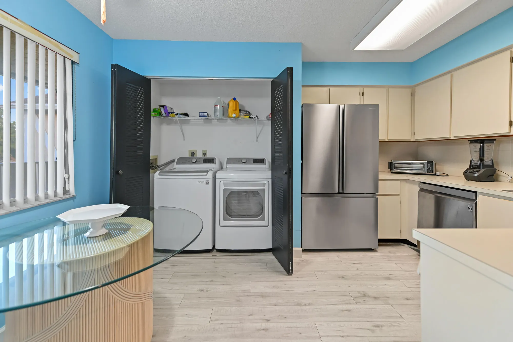 Property Slideshow image 9 of 59 | 7286 huntington ln 402, Delray Beach, FL, 33446