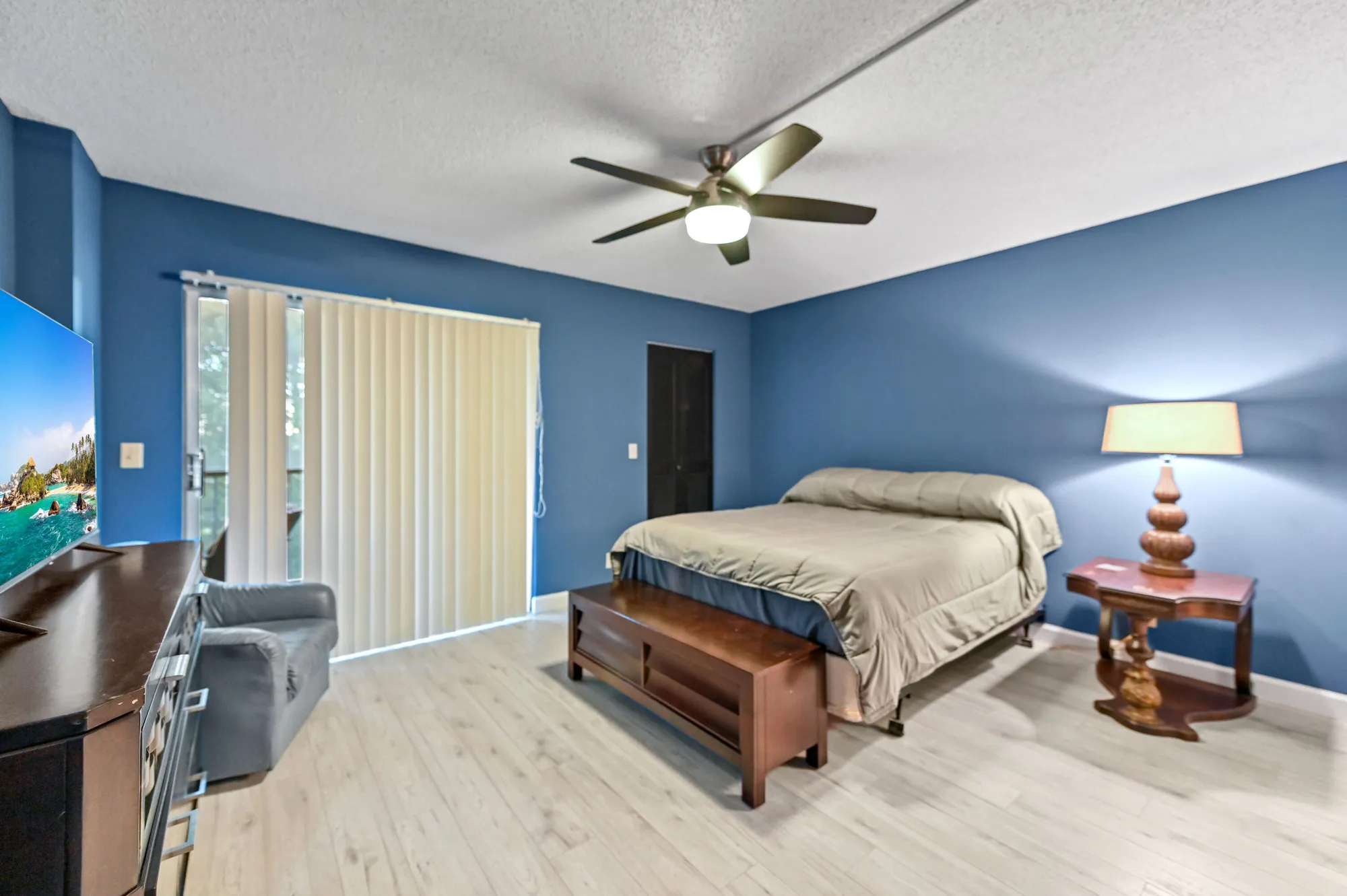 Property Slideshow image 20 of 59 | 7286 huntington ln 402, Delray Beach, FL, 33446