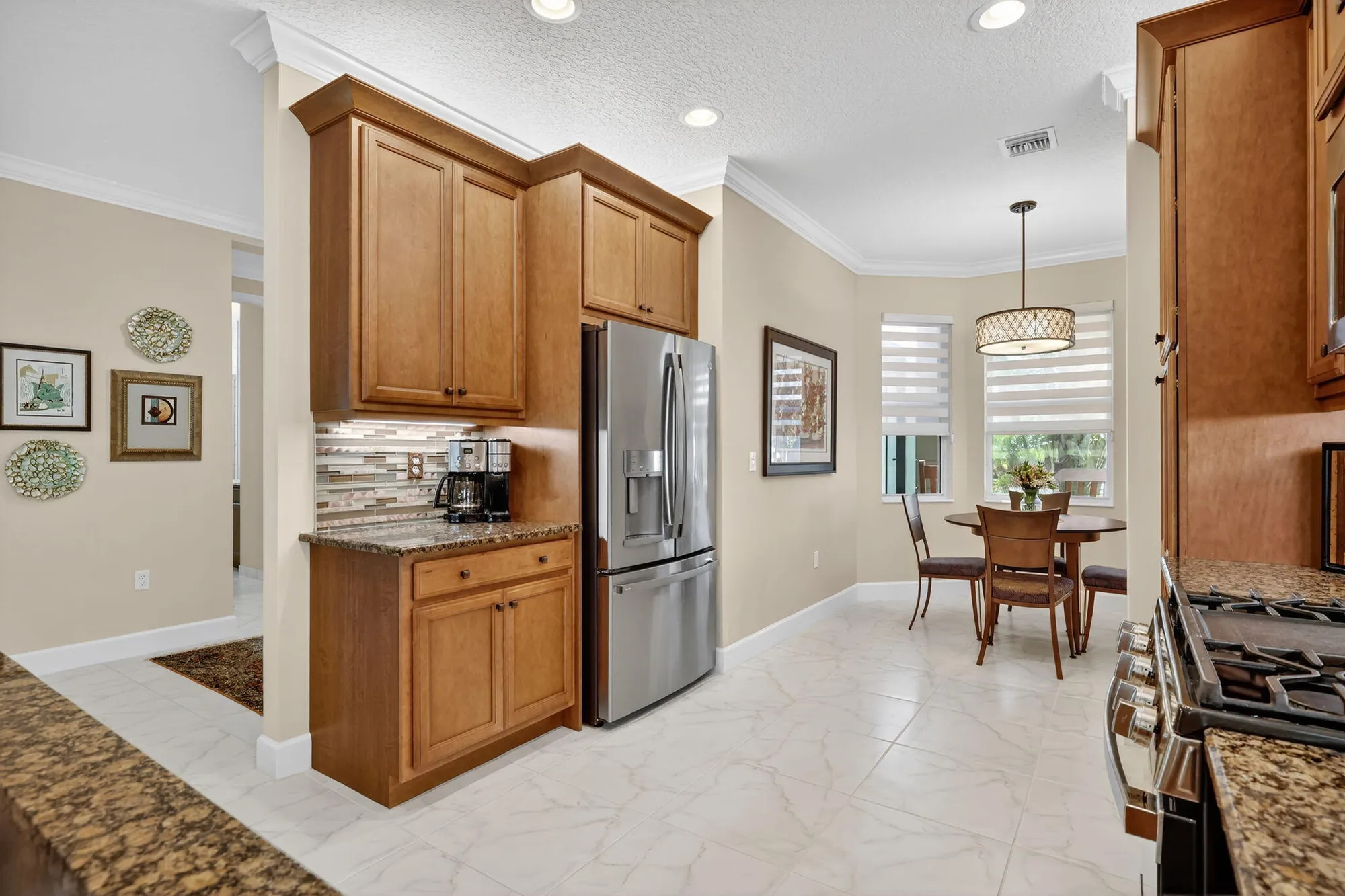Property Slideshow image 16 of 95 | 11870 sw waterford isle way, Port Saint Lucie, FL, 34987