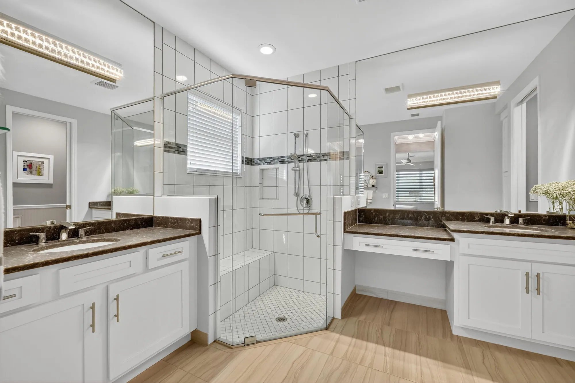 Property Slideshow image 30 of 95 | 11870 sw waterford isle way, Port Saint Lucie, FL, 34987