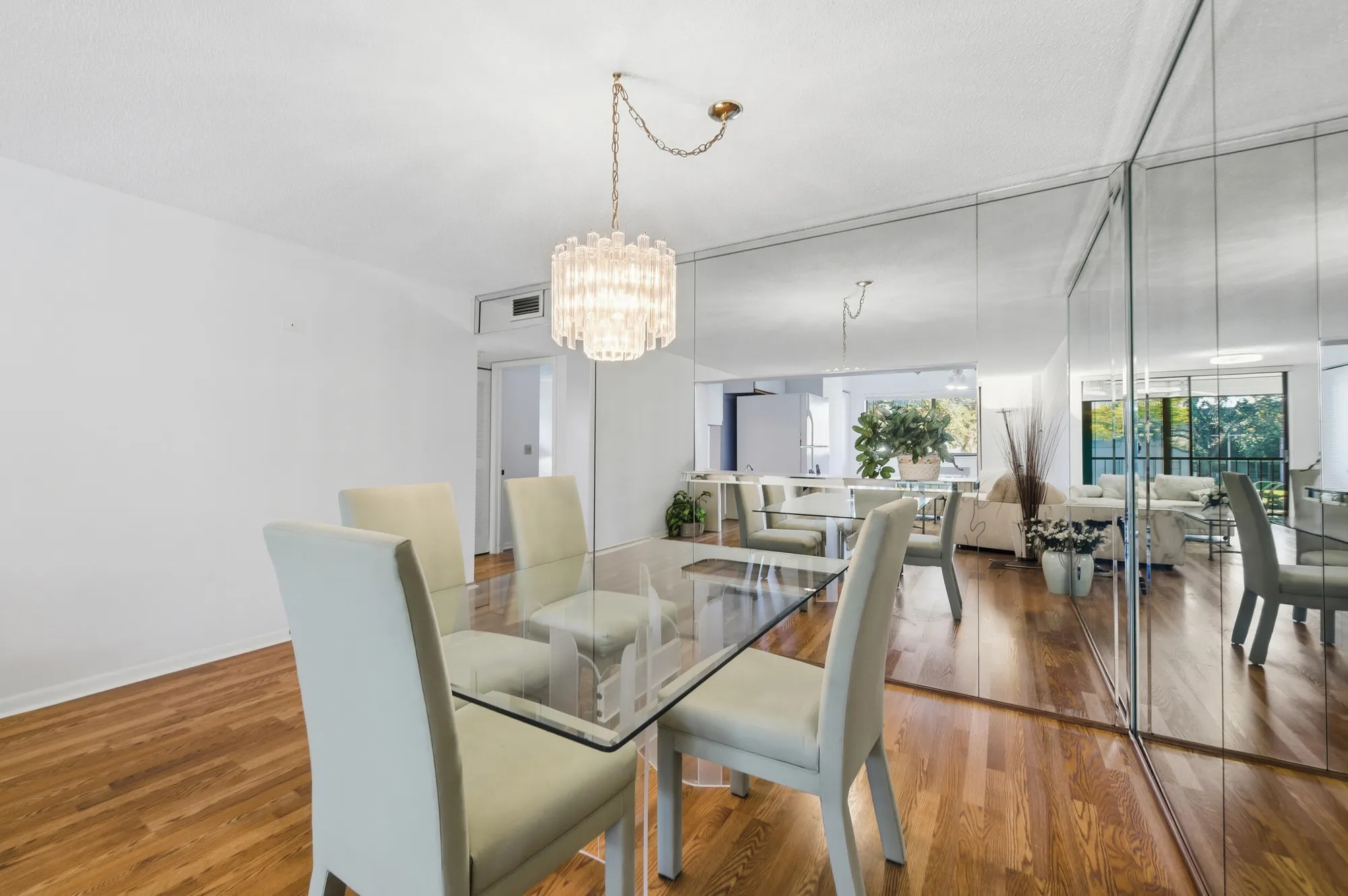 Property Slideshow image 12 of 70 | 15244 lakes of delray blvd 203, Delray Beach, FL, 33484