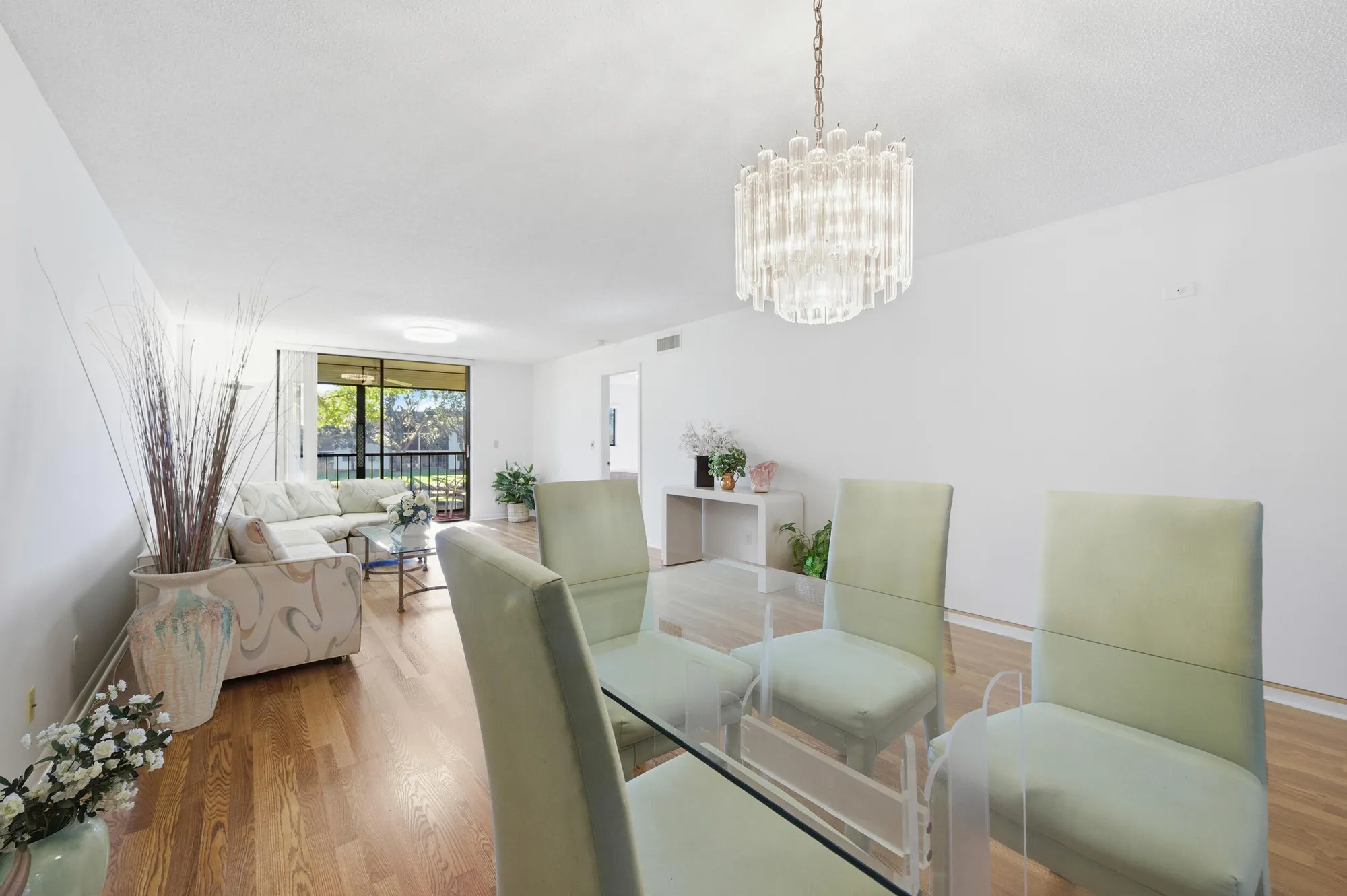 Property Slideshow image 13 of 70 | 15244 lakes of delray blvd 203, Delray Beach, FL, 33484