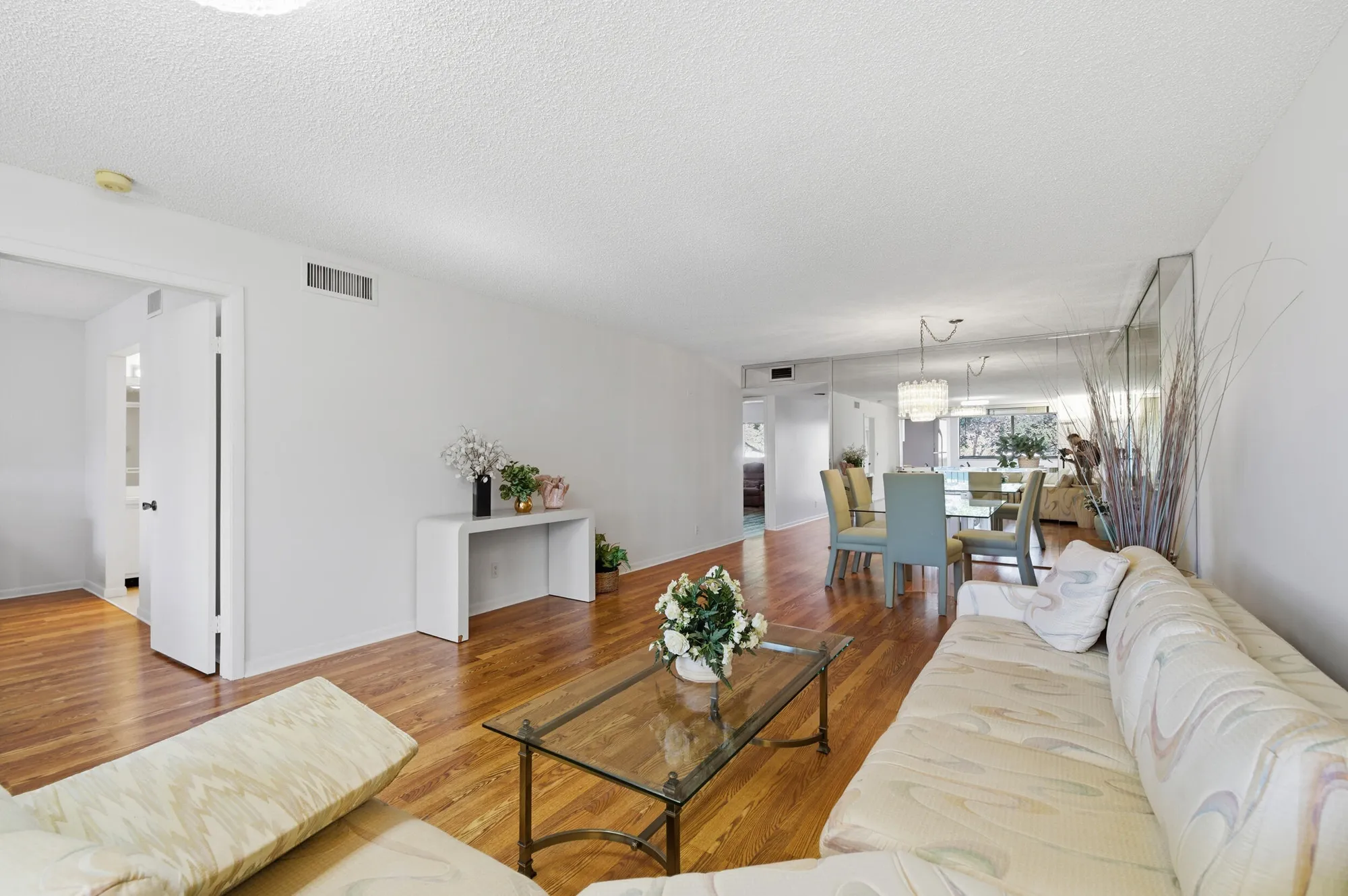 Property Slideshow image 17 of 70 | 15244 lakes of delray blvd 203, Delray Beach, FL, 33484