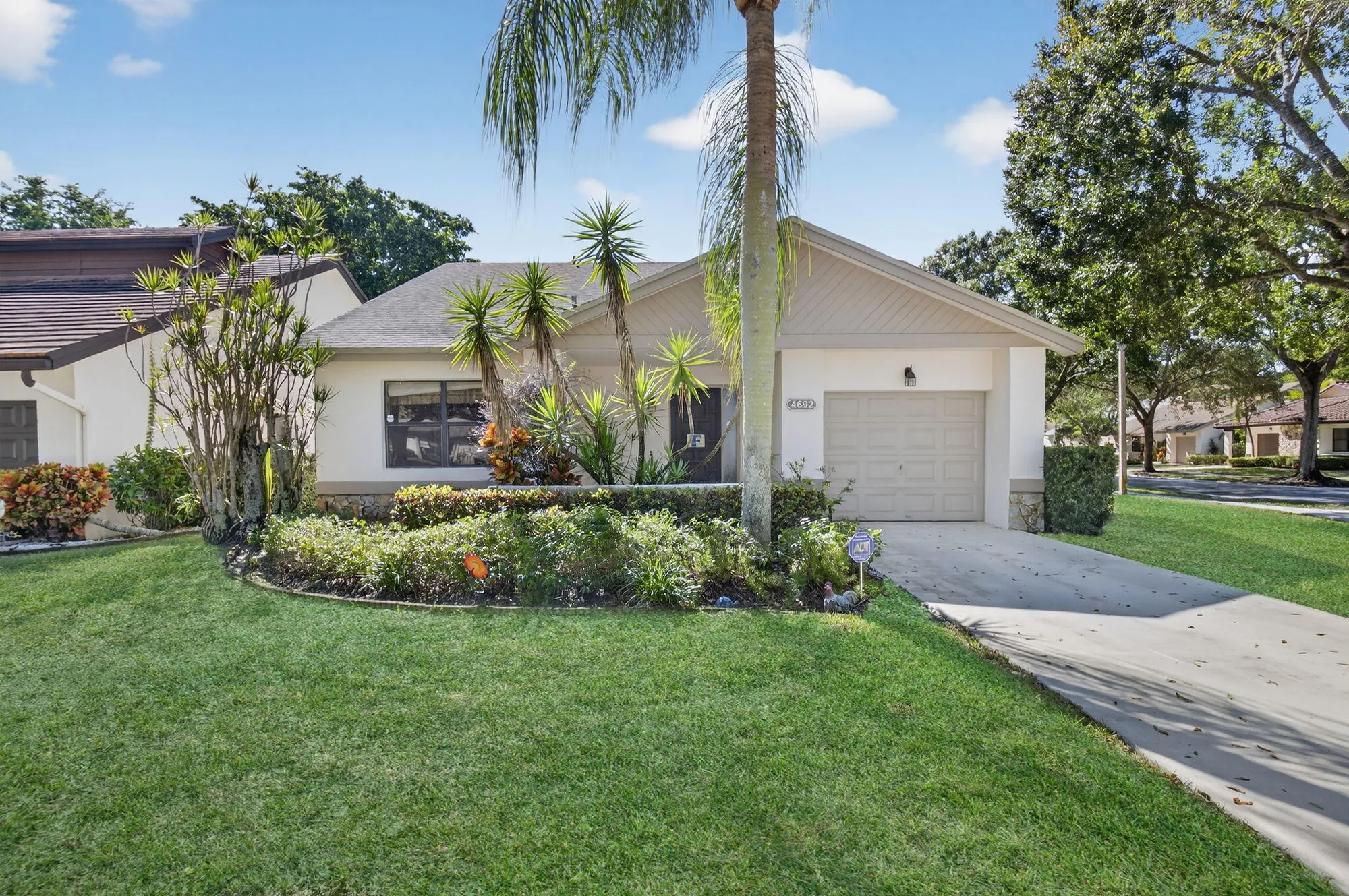 Property Slideshow image 1 of 52 | 4692 daylily ct, Boynton Beach, FL, 33436