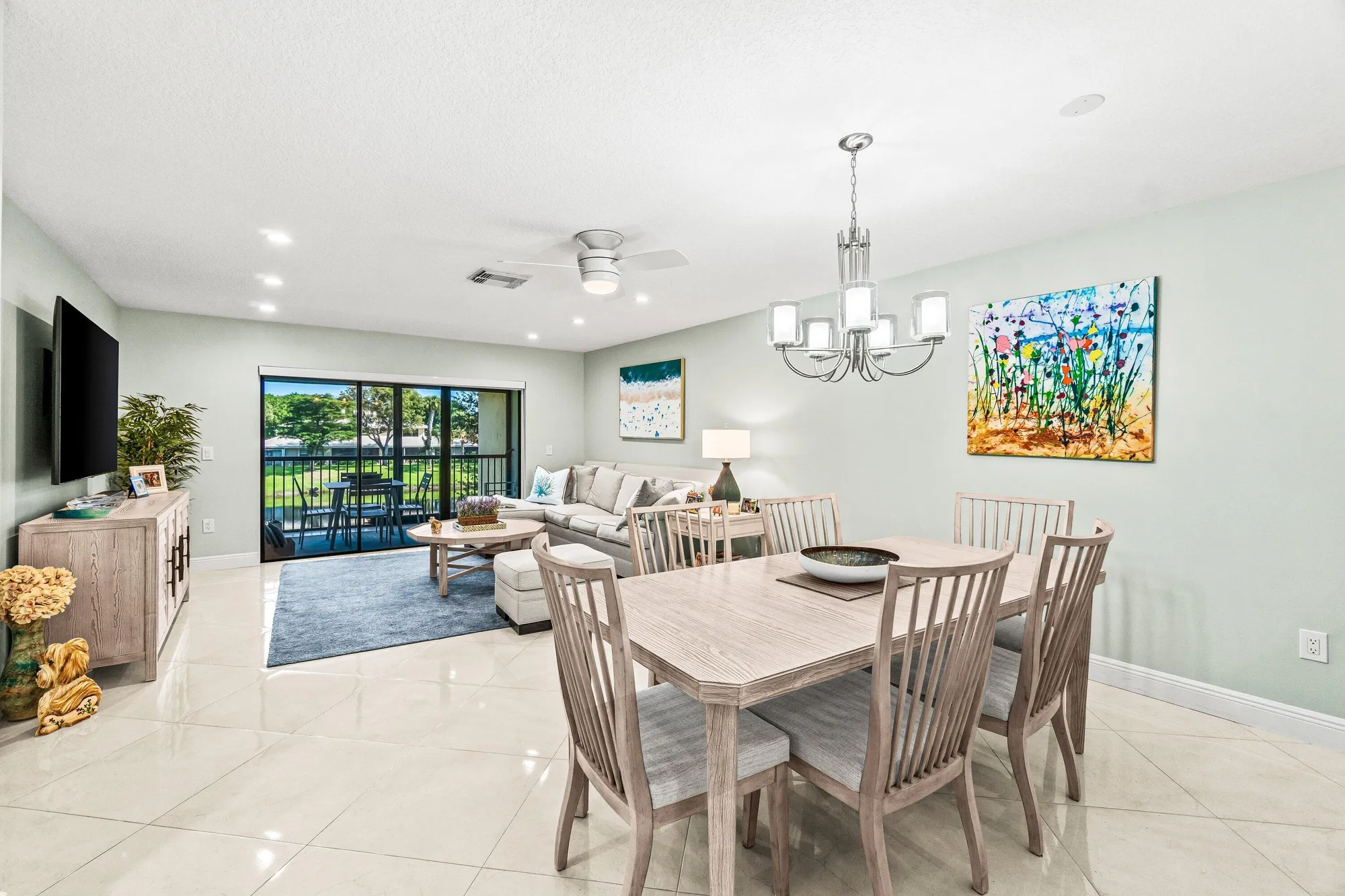 Property Slideshow image 5 of 54 | 24 stratford dr d, Boynton Beach, FL, 33436