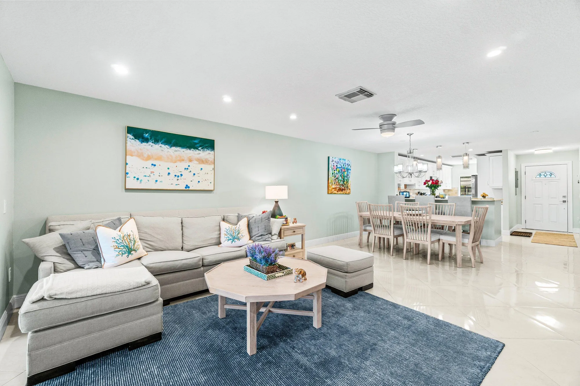 Property Slideshow image 13 of 54 | 24 stratford dr d, Boynton Beach, FL, 33436