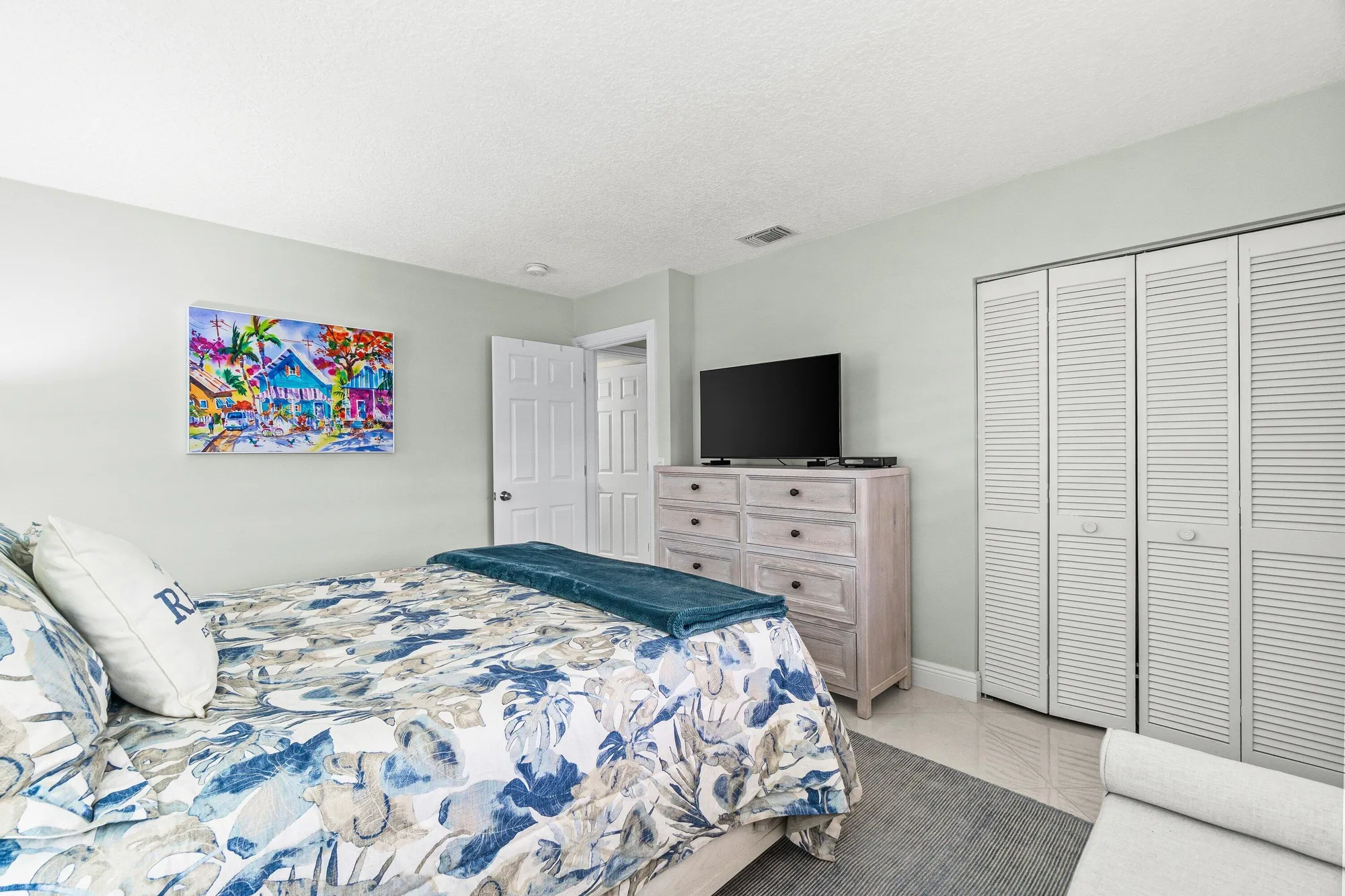 Property Slideshow image 15 of 54 | 24 stratford dr d, Boynton Beach, FL, 33436